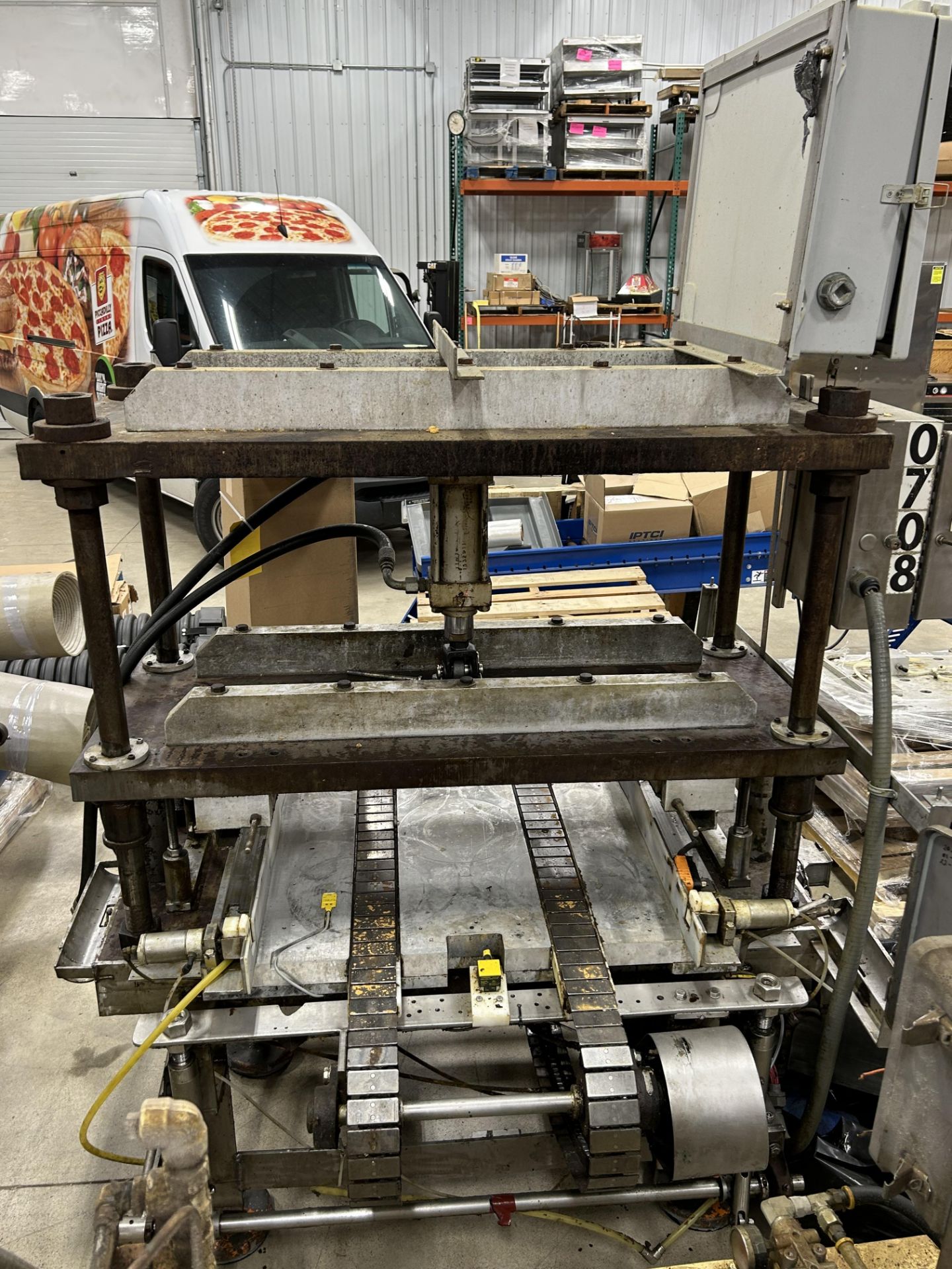Hydraulic Press - Image 2 of 15