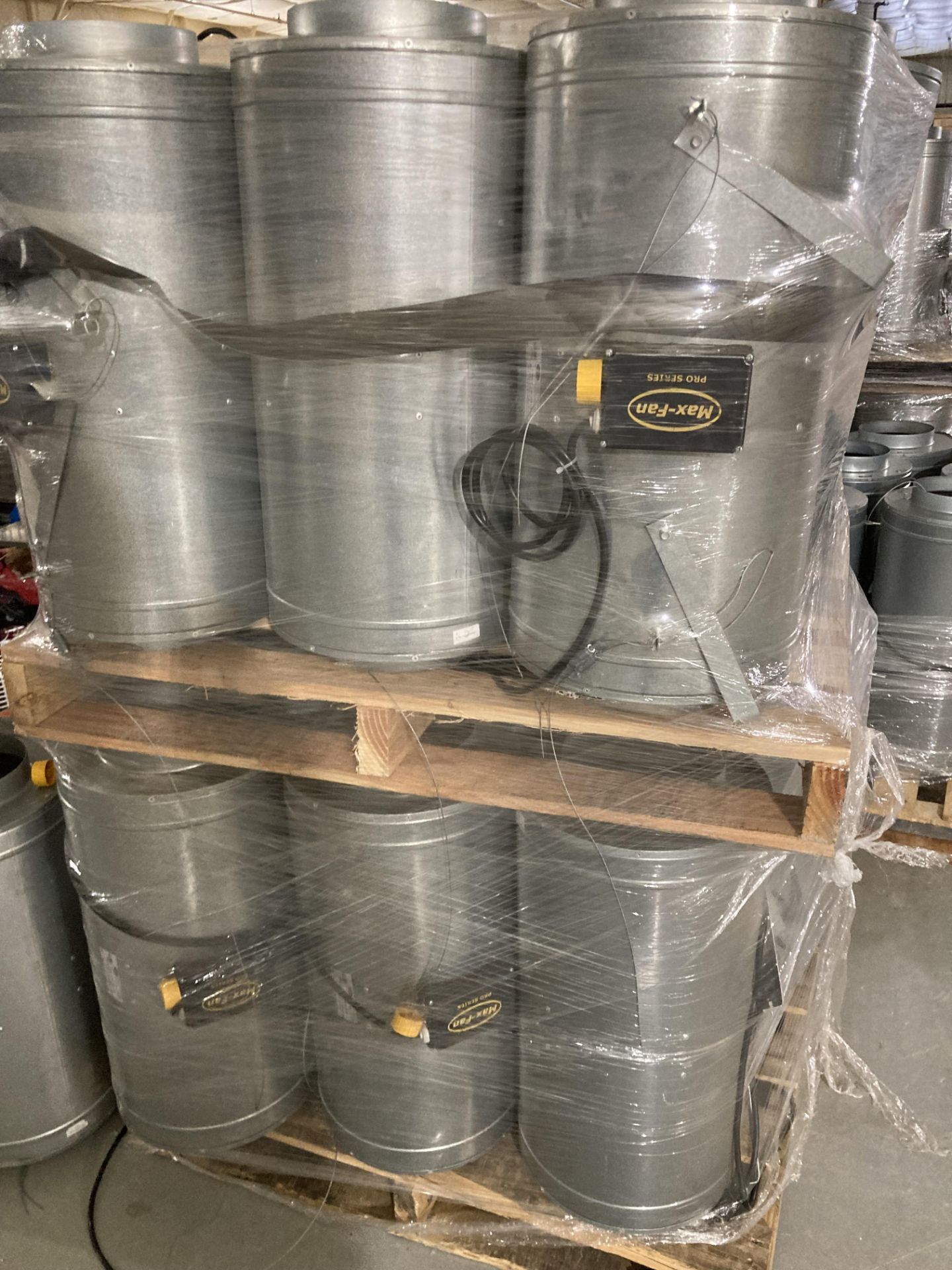 (Located in Northampton, MA, US) Can-Fan Q-Max 8" (785 CFM), Qty 6 (1 Pallet)