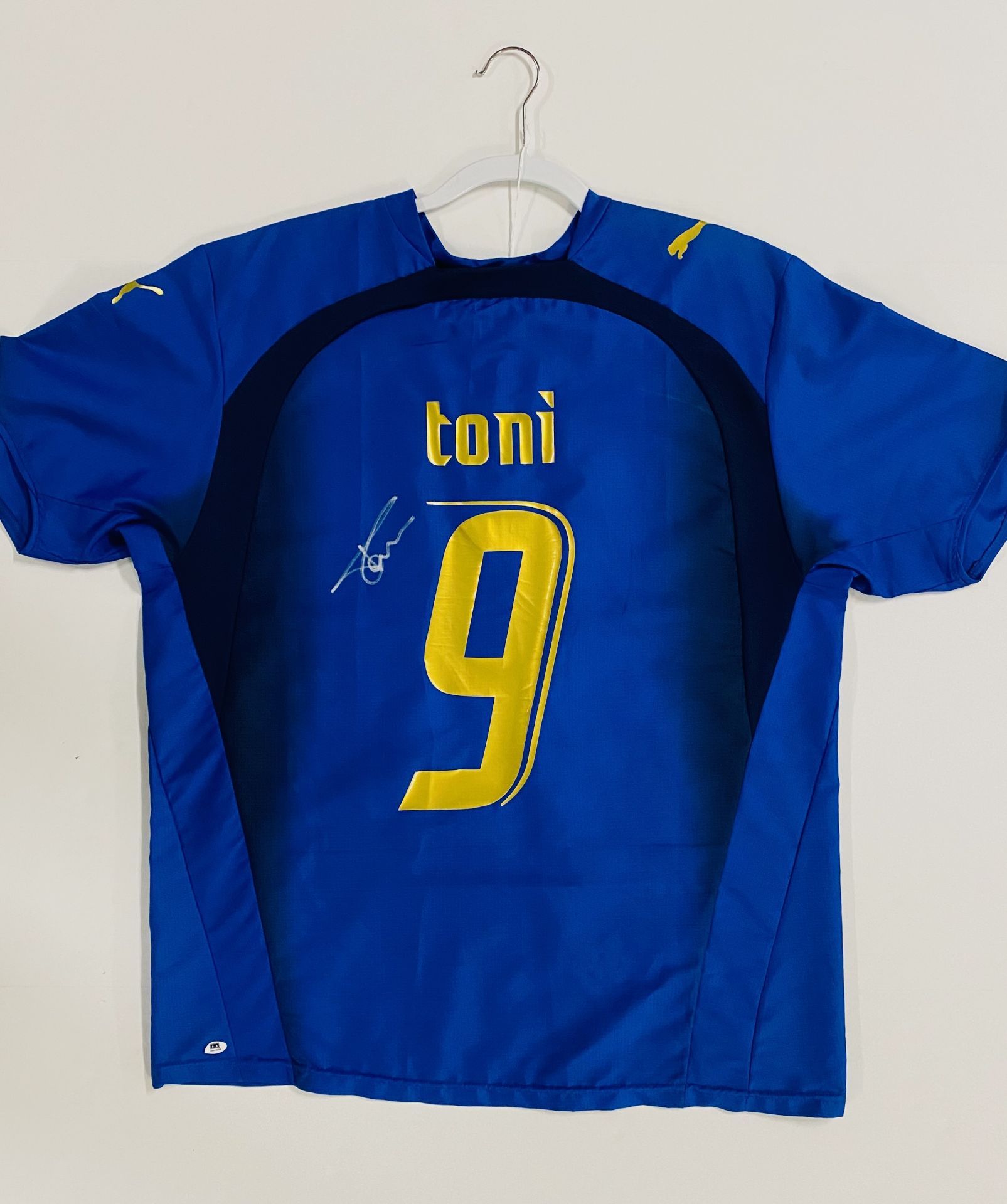 Italy 2006 World Cup champions signed jersey - Image 2 of 2
