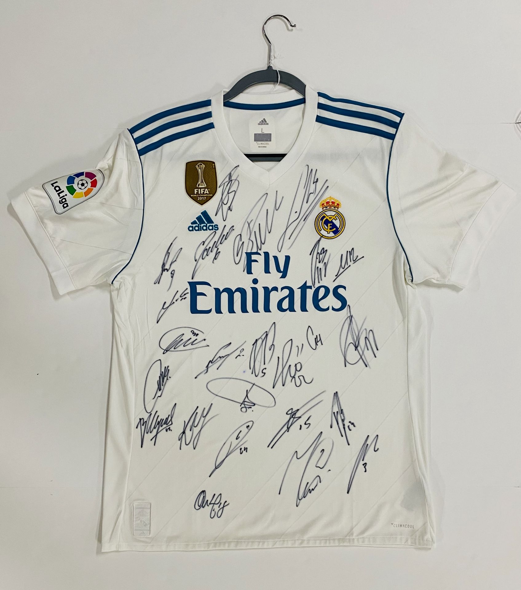 Real Madrid 2018 Champions League winners signed jersey - Image 2 of 3