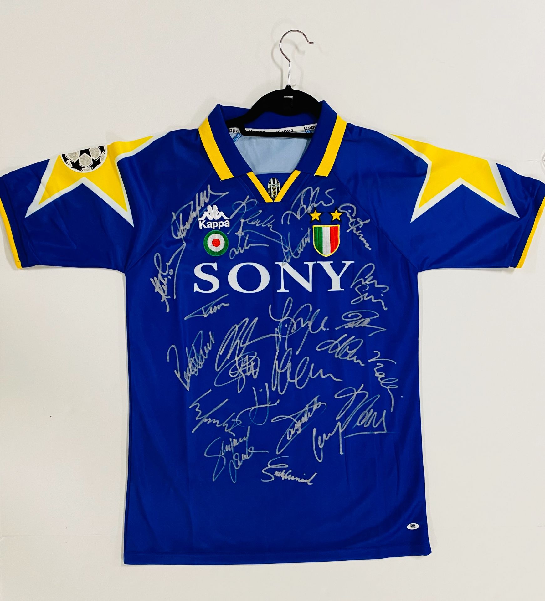 Juventus 1996 Champions League winners signed jersey