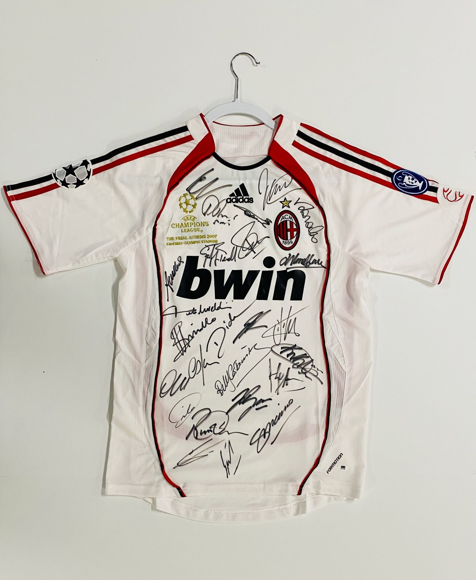 AC Milan 2007 Champions League winners signed jersey