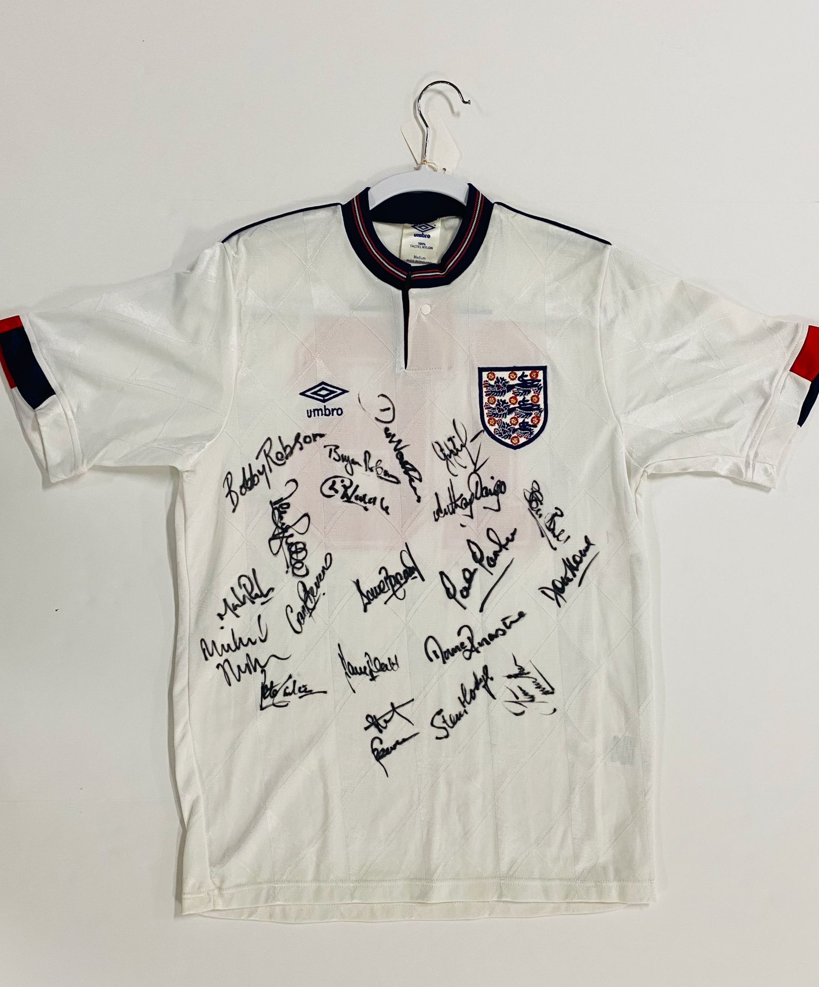 England 1990 World Cup signed jersey (S186) - Bild 2 aus 3