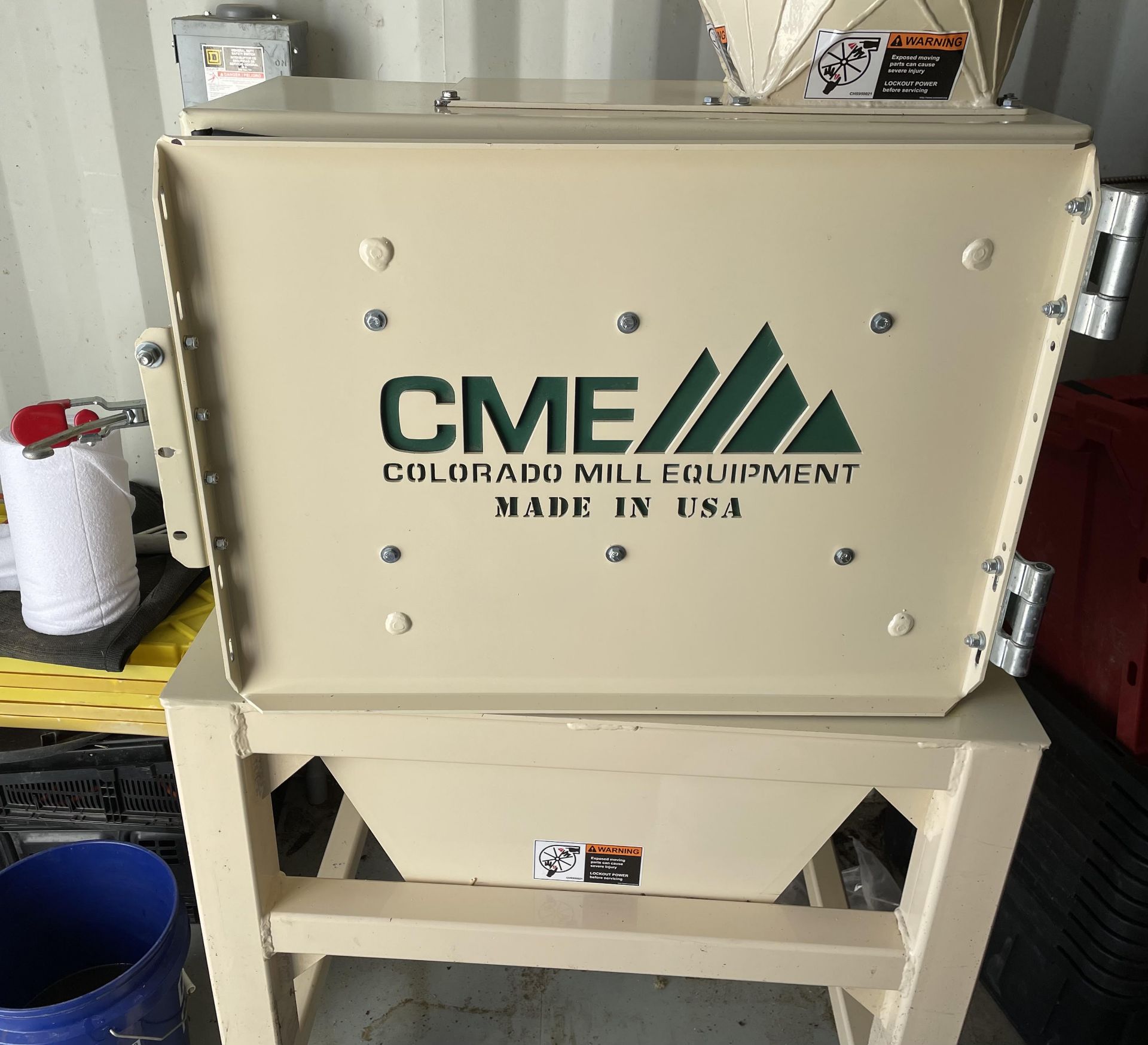 Located in Rye CO: CME Hammer-mill, 10HP, 12 hours of operation only! - Image 3 of 7