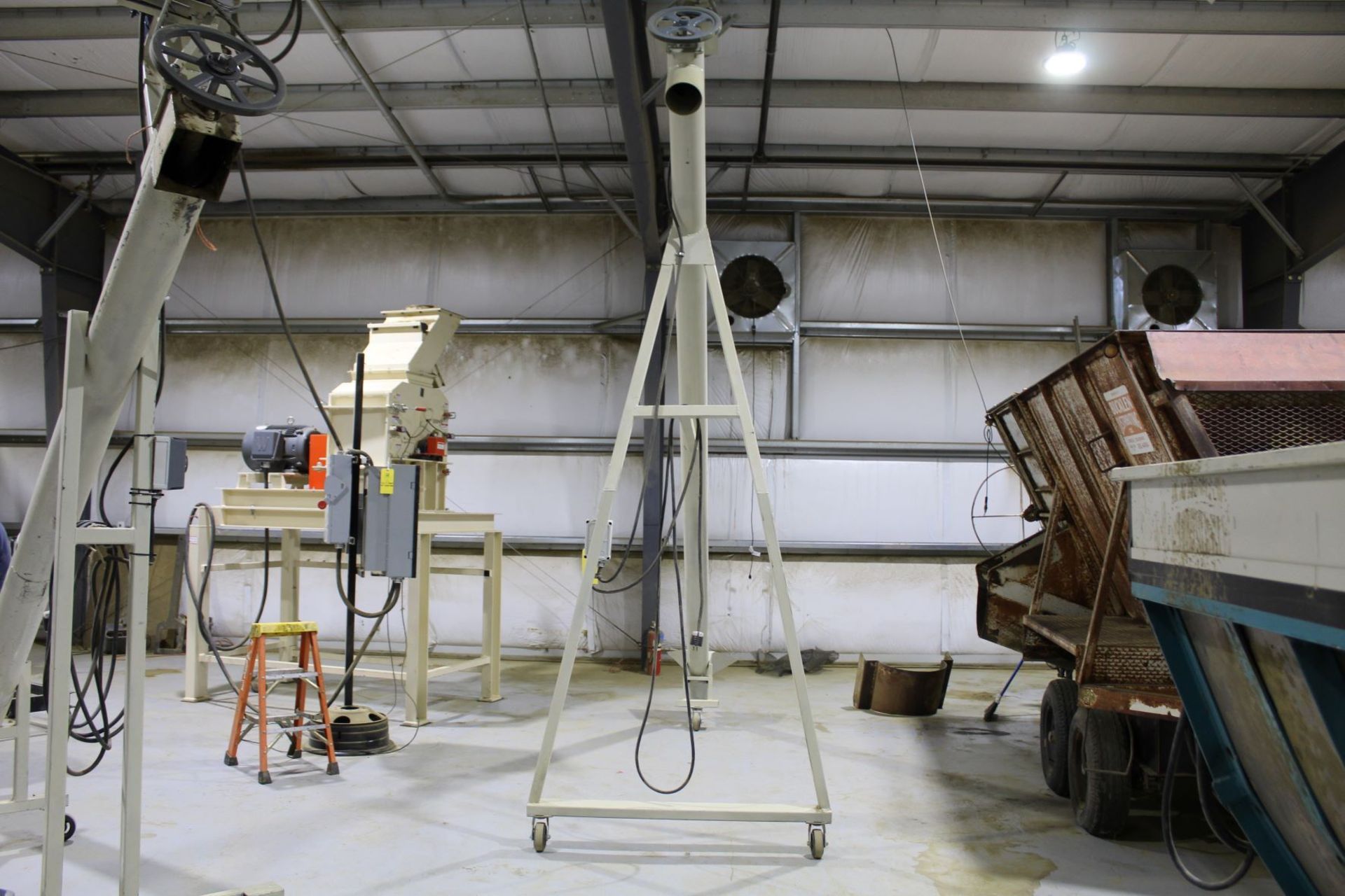 Located in La Salle, CO: Auger, 17 ft - Image 2 of 9