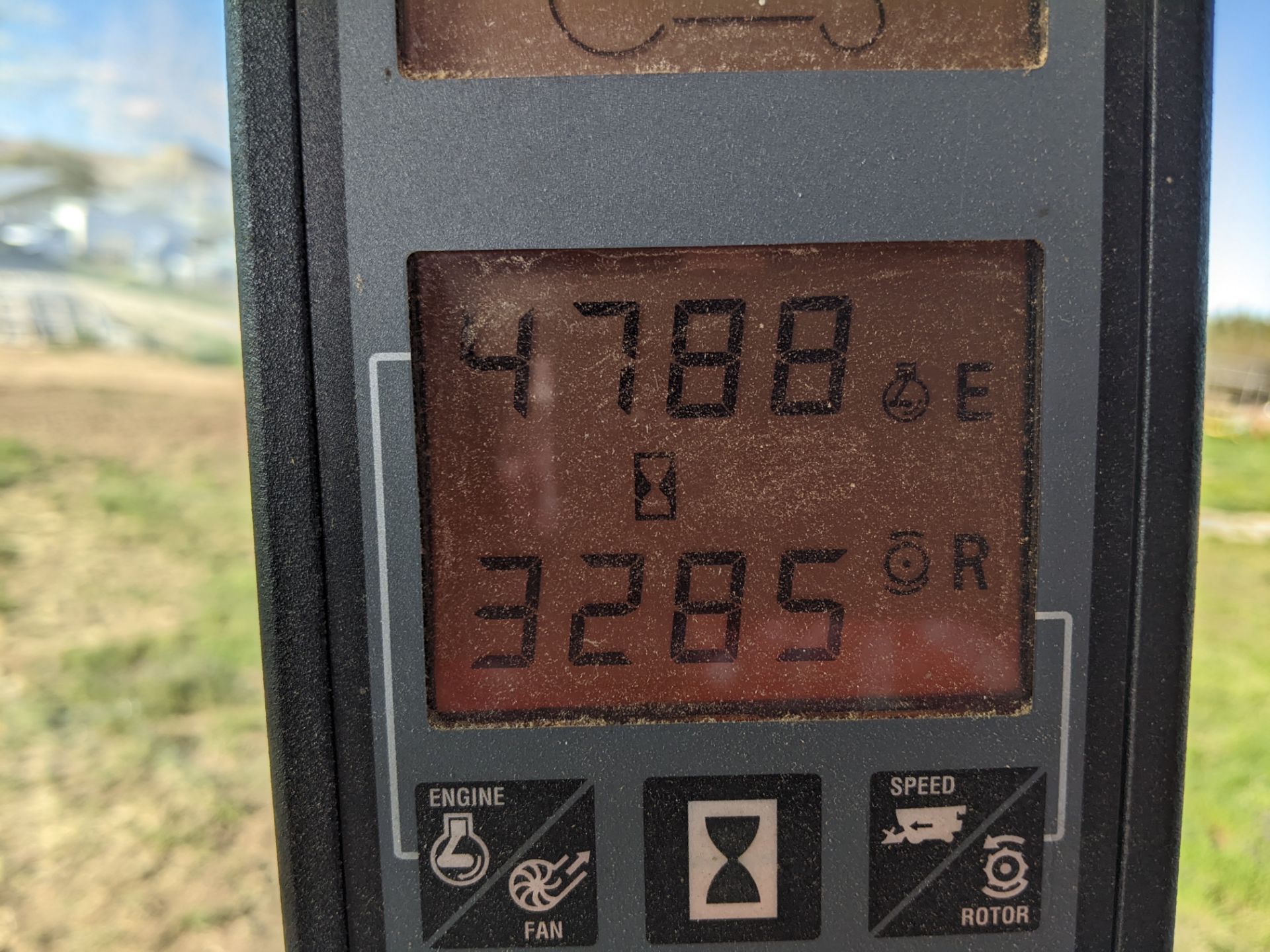 Located in Palisade, CO: Hemp Combine- hrs of operation- 4,500 - Image 9 of 9