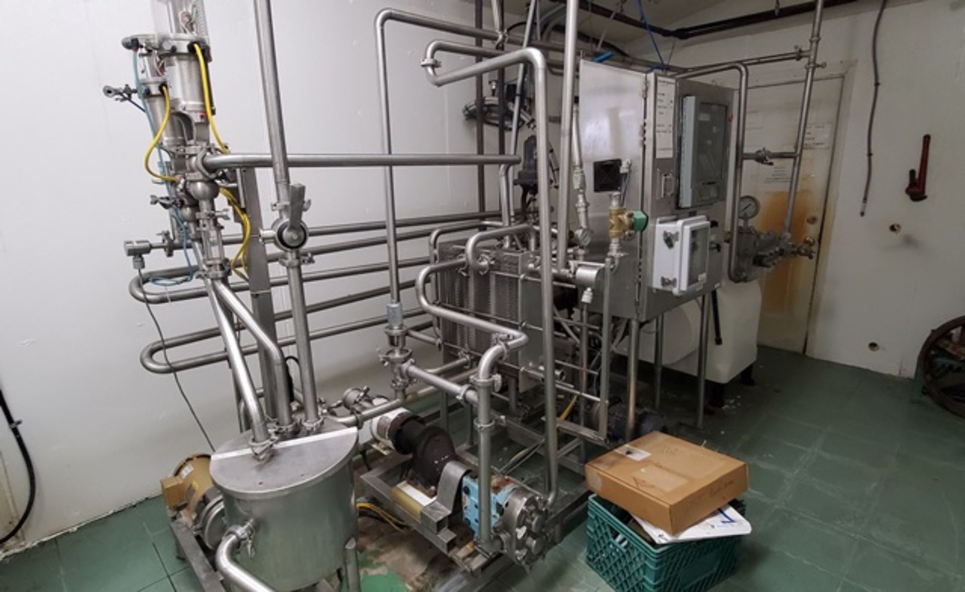 HTST Pasteurizer, custom built, ran at 1300L/hr capacity, last calibrated Nov. 2022 - Image 2 of 18