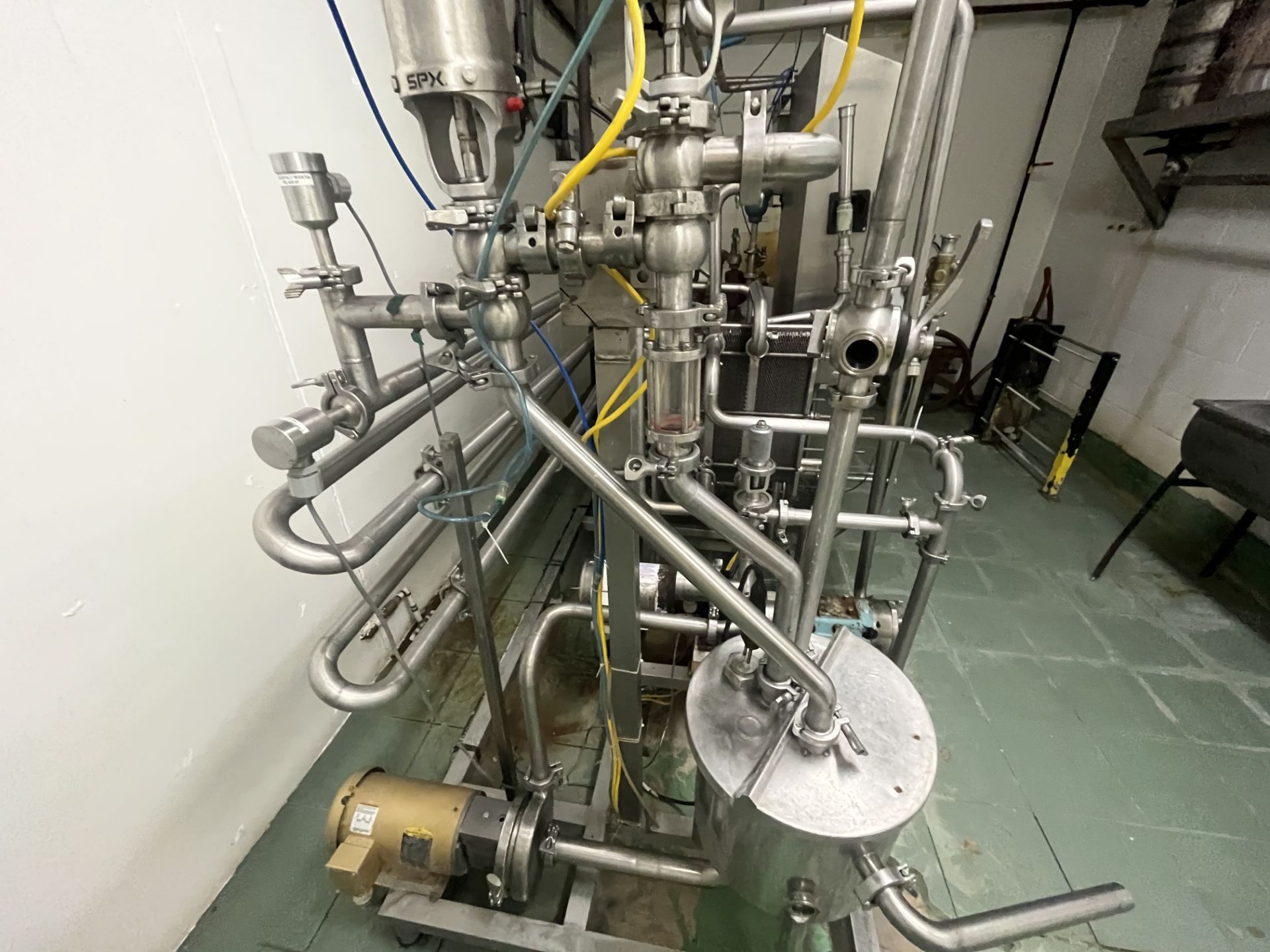 HTST Pasteurizer, custom built, ran at 1300L/hr capacity, last calibrated Nov. 2022 - Image 16 of 18