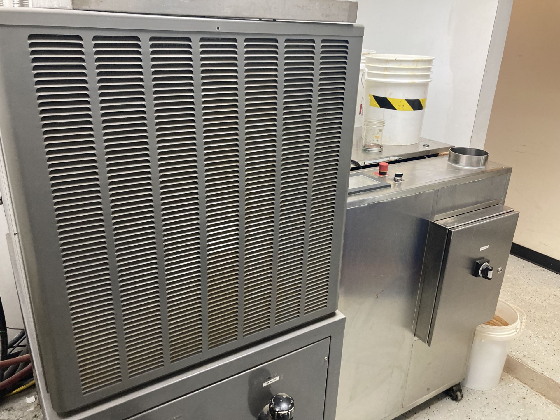 (Located in Evergreen, CO) 20 liter IES Supercritical CO2 Extractor, Includes Hydraulic Pack and - Image 4 of 4