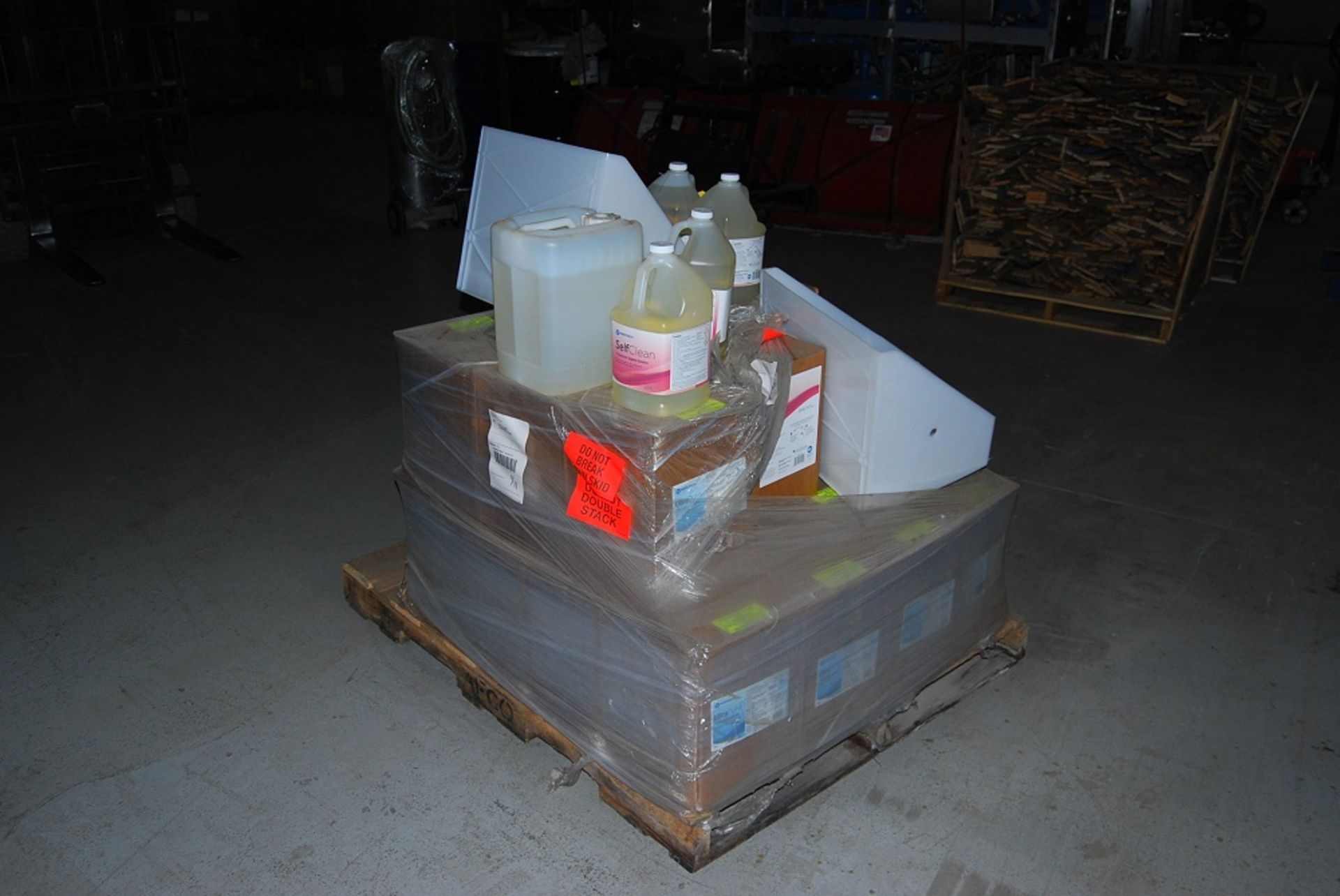 Pallet Of Cleaning Solution For Above Hand Cleaners - Image 4 of 4