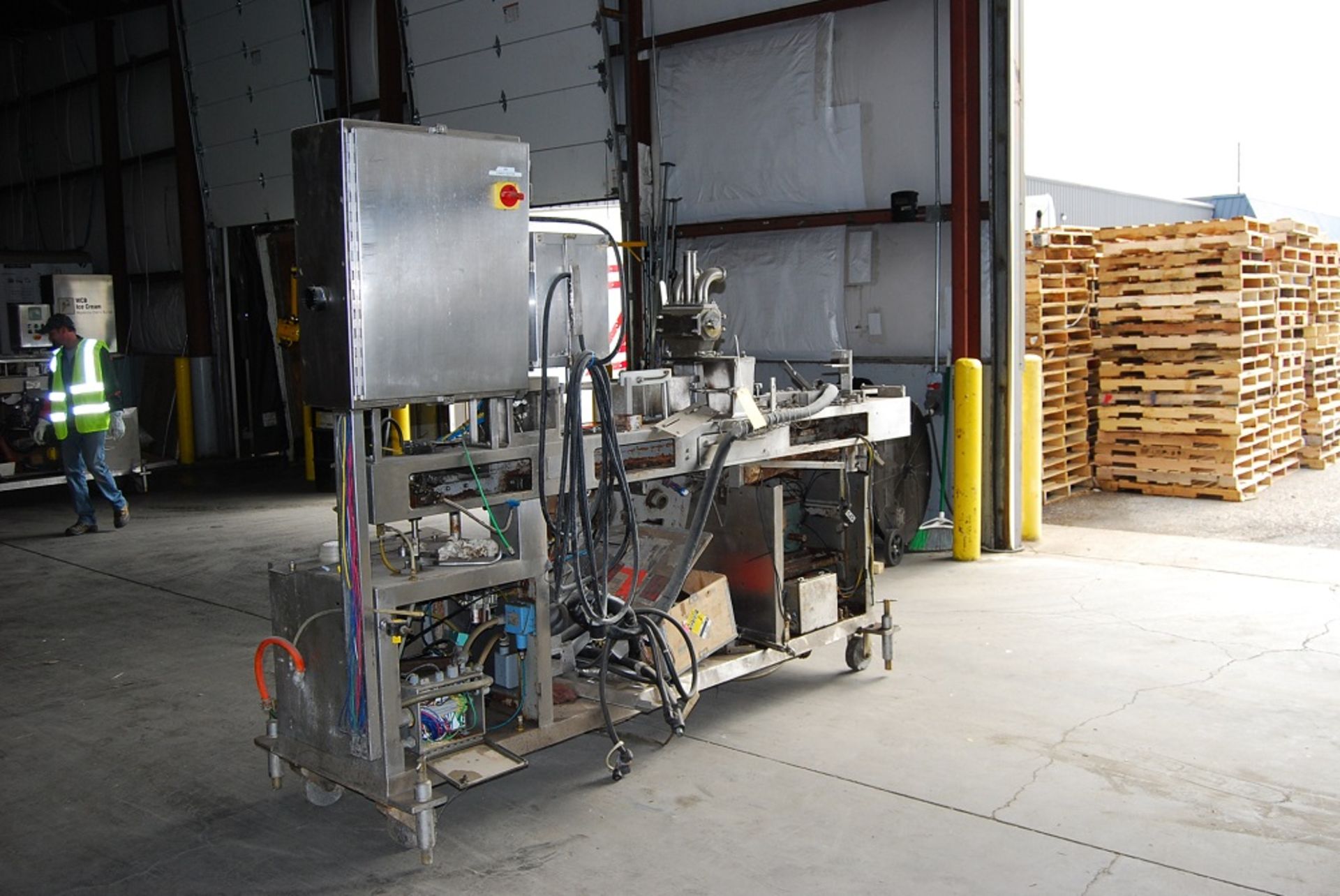Waukesha Cherry Burrell Ice Cream Filler, Model: 588R, SN: 105499, Parts machine, set up for 56 oz s - Image 4 of 7