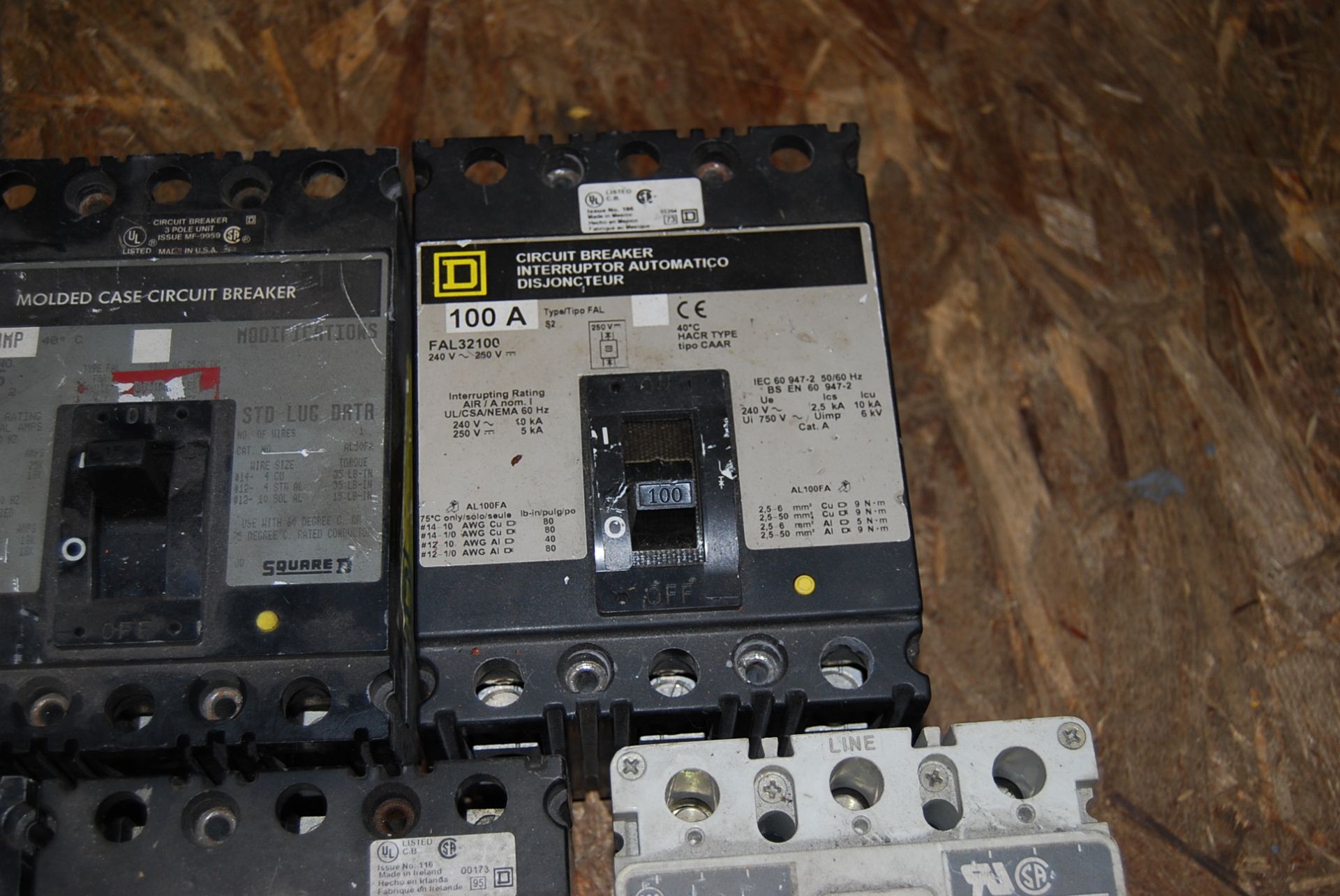 Assorted Circuit Breakers (11) total - Image 5 of 13