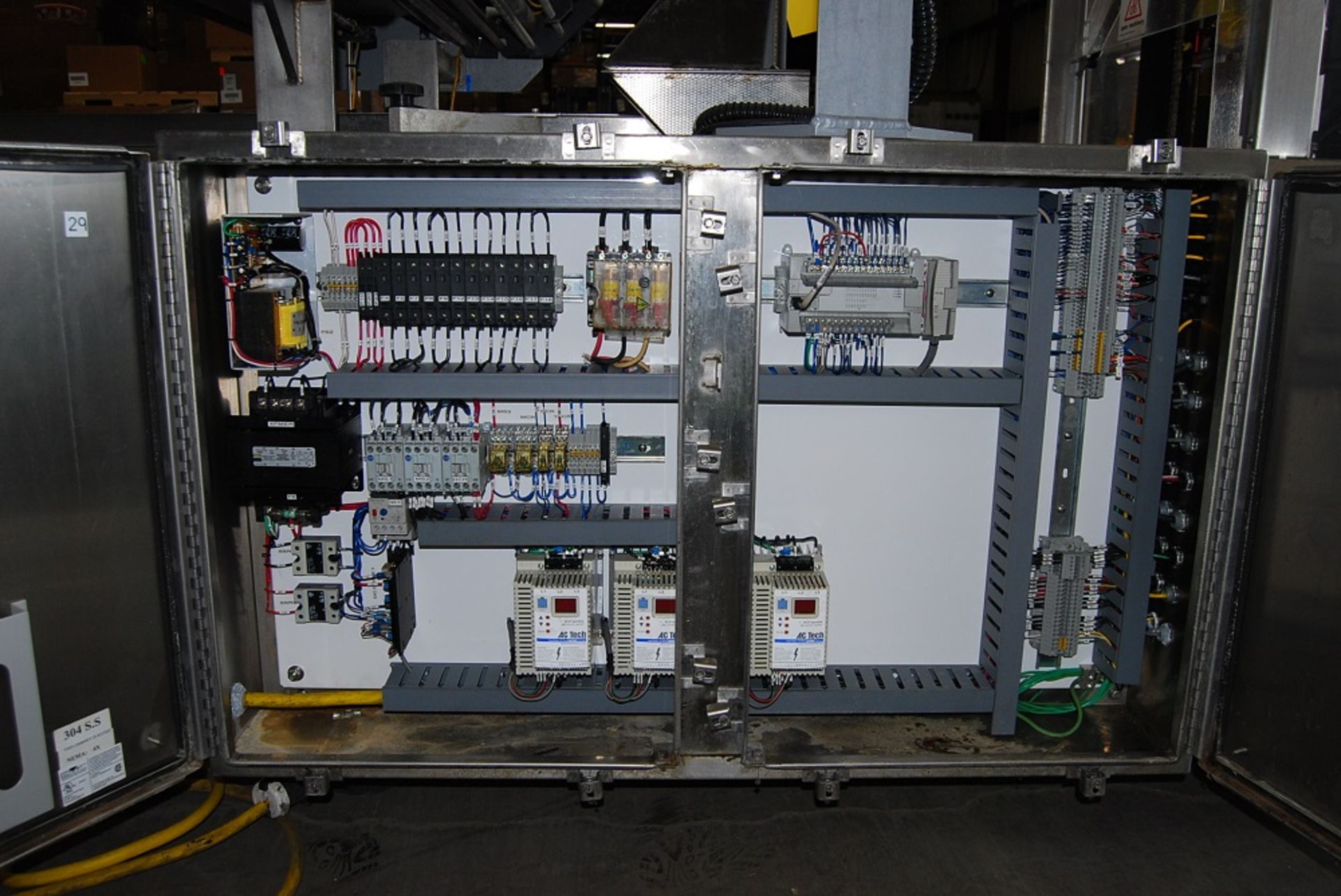 Extreme Packaging Machinery Flow Thru Wrapper, with Heat Tunnel, Model: AL18LS-X-B Rev 000, SN: P-28 - Image 13 of 19