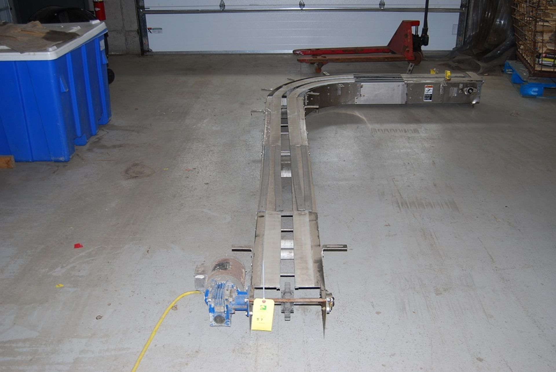 Conveyor 8'9.5" long straight into 90 degree corner, 3'9" drive section, 10" wide chain, 1/2 hp leas