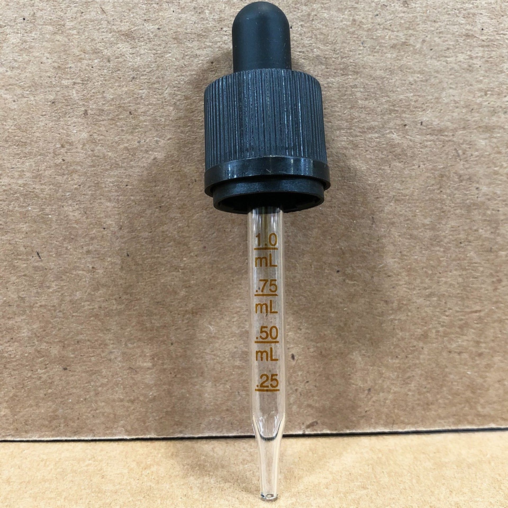 (Located in Moreno Valley, CA, US) 30mL BLK Sharp CR/TE Graduated Dropper Assembly (18/410), Qty