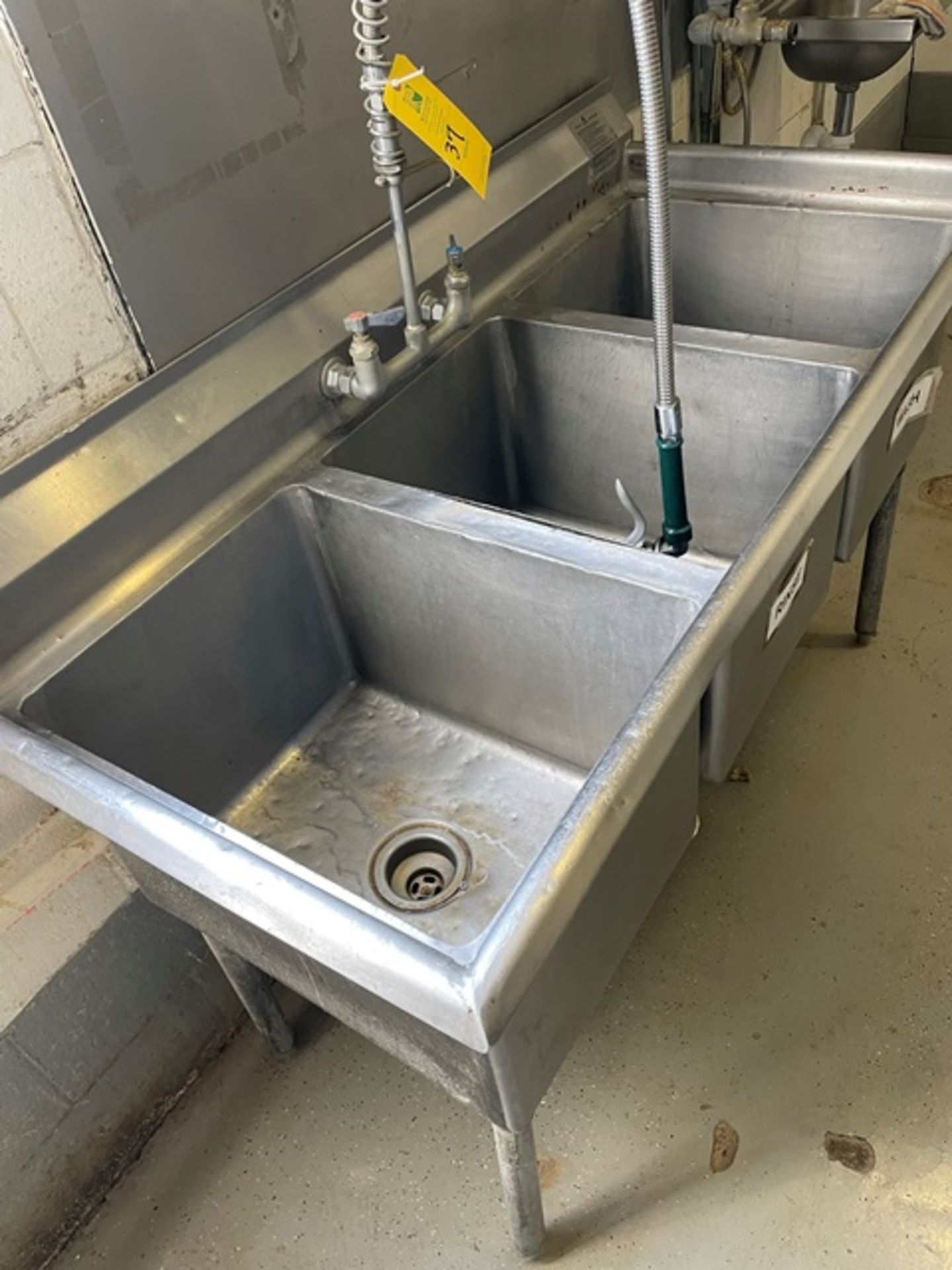 Aero Stainless Steel 3-Basin Sink, 60" x 24" x 14" - Image 2 of 3