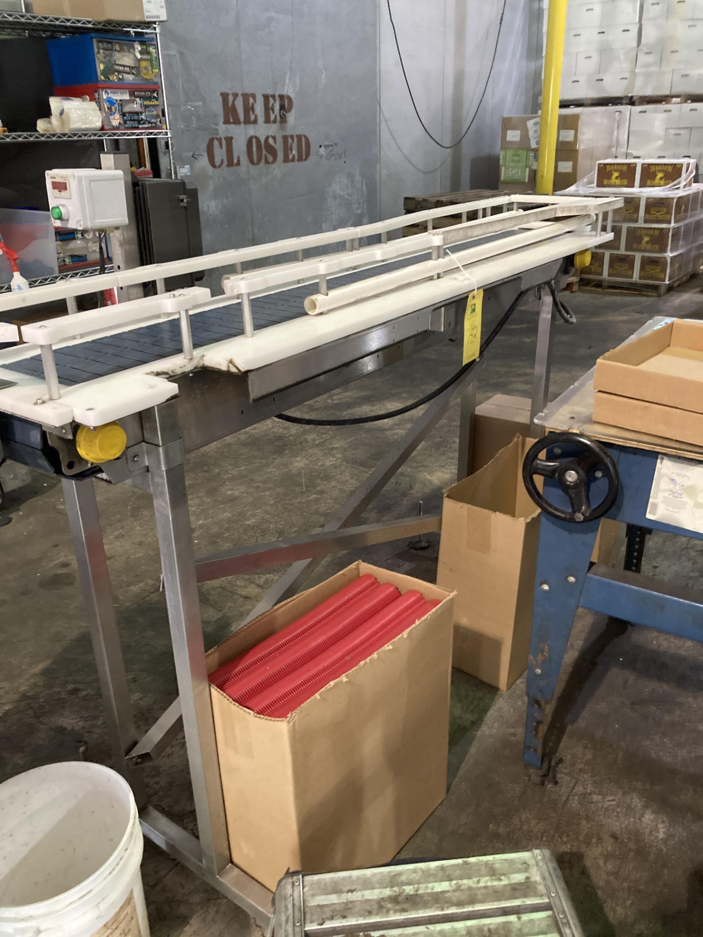 Portable conveyor system with VFD controller, 75 in lg x 8 in wide, motor ***Rigging and Loading Fee