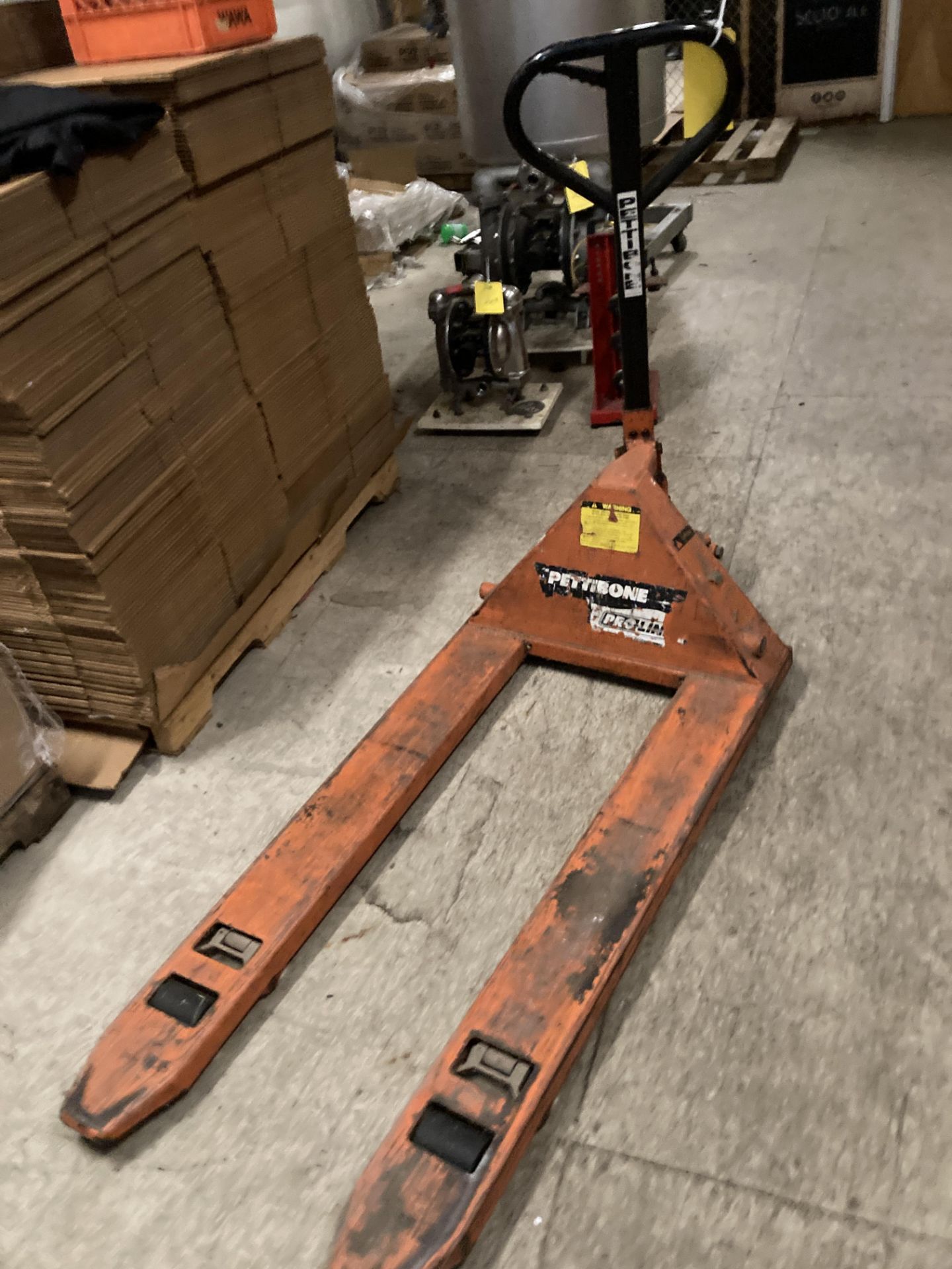 Pettibone pallet jack ***Rigging and Loading Fee of $25 will be automatically added to winning