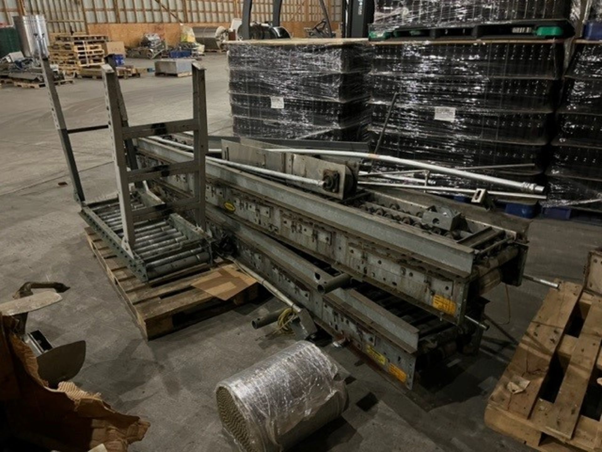 Consignment Item - located in Breese IL: Hytrol 180 Power Roller Conveyor approx 70 ft - Image 2 of 5