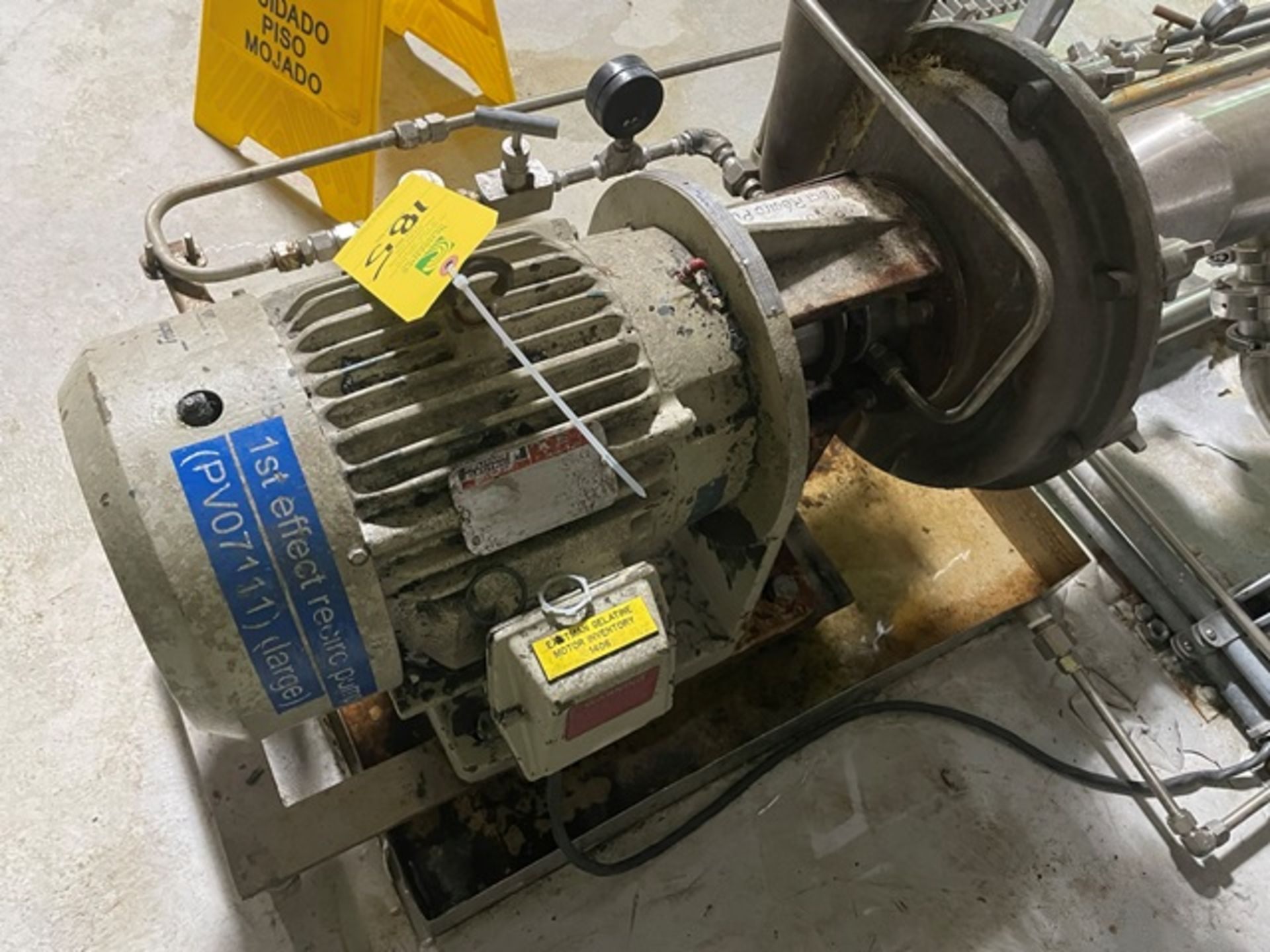 Reliance 15 HP Motor & Pump, Rigging & Loading Fee: $200 - Image 2 of 2