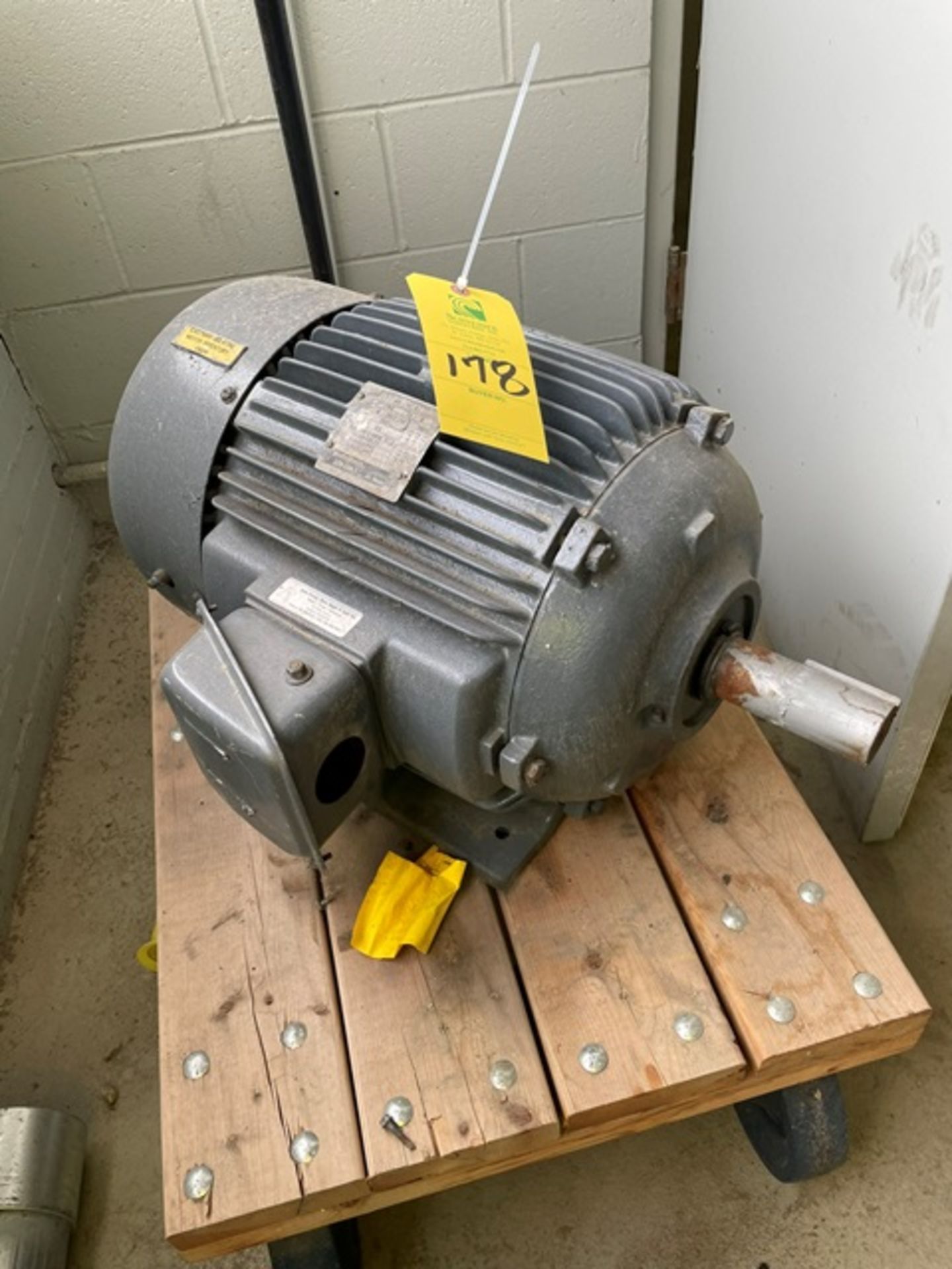 Westinghouse 25 HP Motor, 248T Frame, Rigging & Loading Fee: $150 - Image 3 of 3