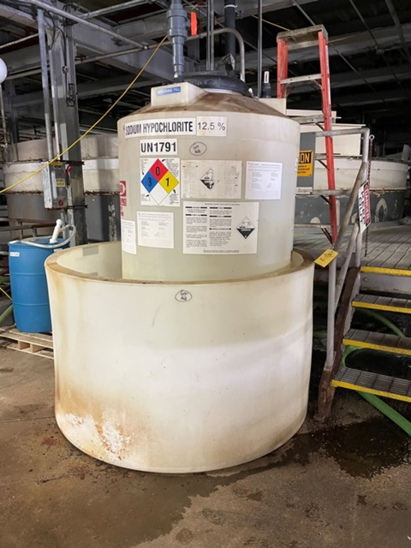 Poly Process Minibulk Storage Tank, Includes Poly Containment, Rigging & Loading Fee: $375