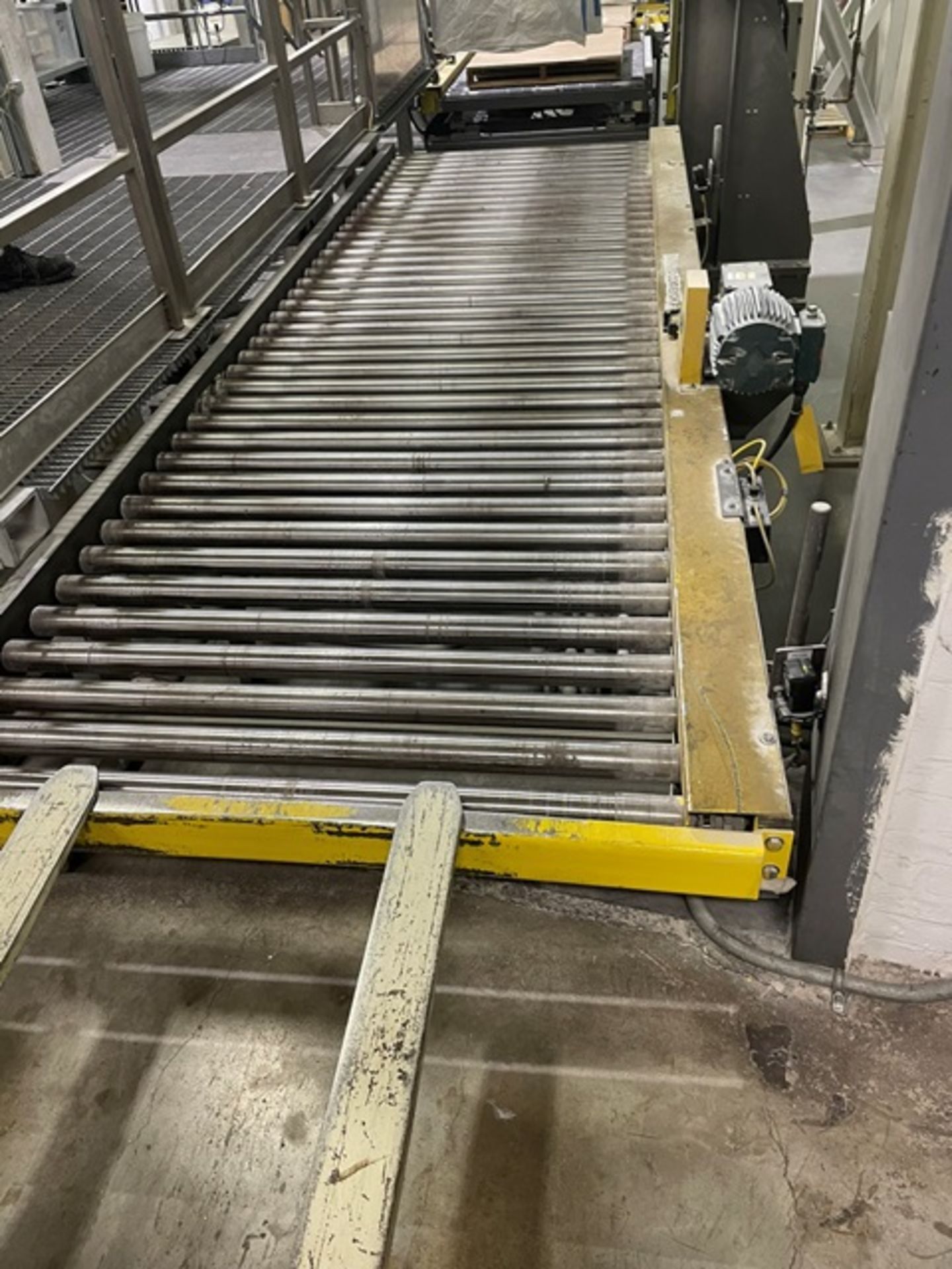 Motorized Roller Conveyor, Approx. 16' Length - Image 2 of 3