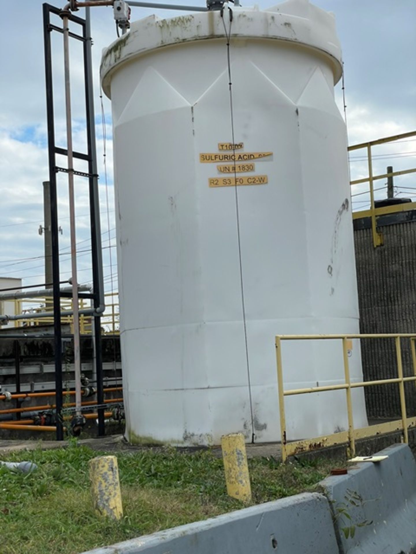 Sulfuric Acid Tank, Approx. 9' Dia. X 15', Poly Construction, Rigging & Loading Fee: $900