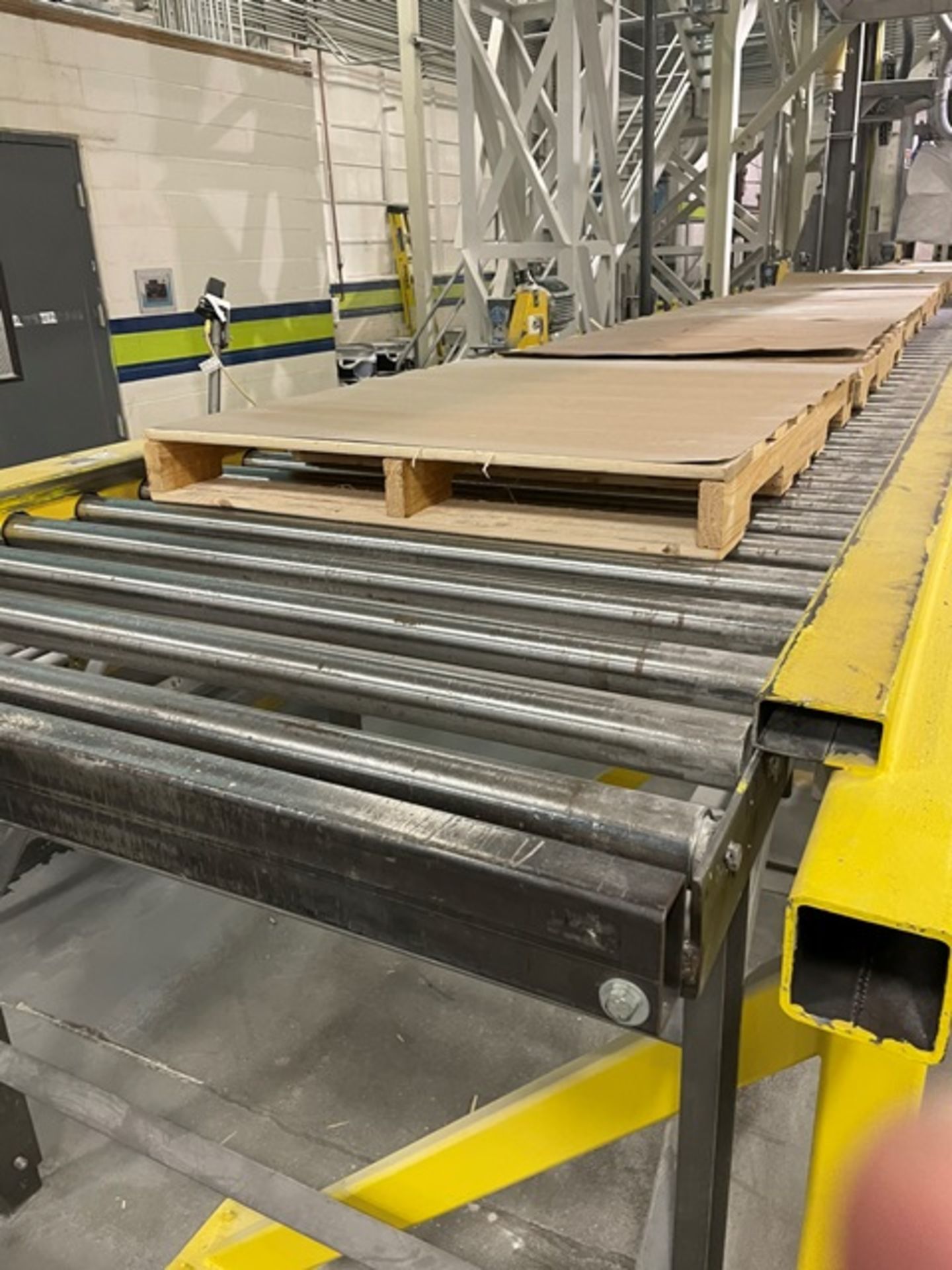 Motorized Roller Conveyor, Approx. 30' Total Length - Image 3 of 3