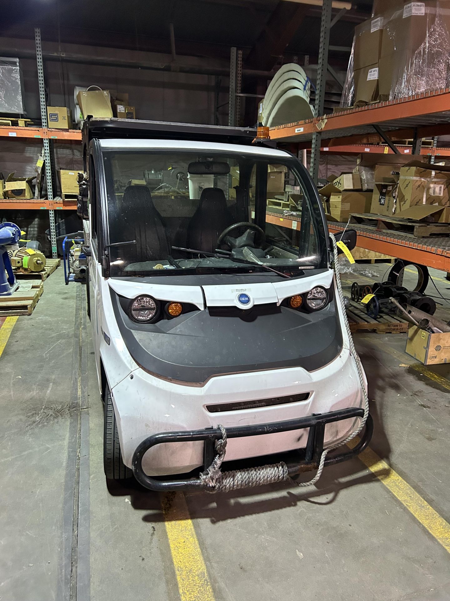 Gem eL XD Electric Utlitiy Vehicle, Rigging & Loading Fee: $250