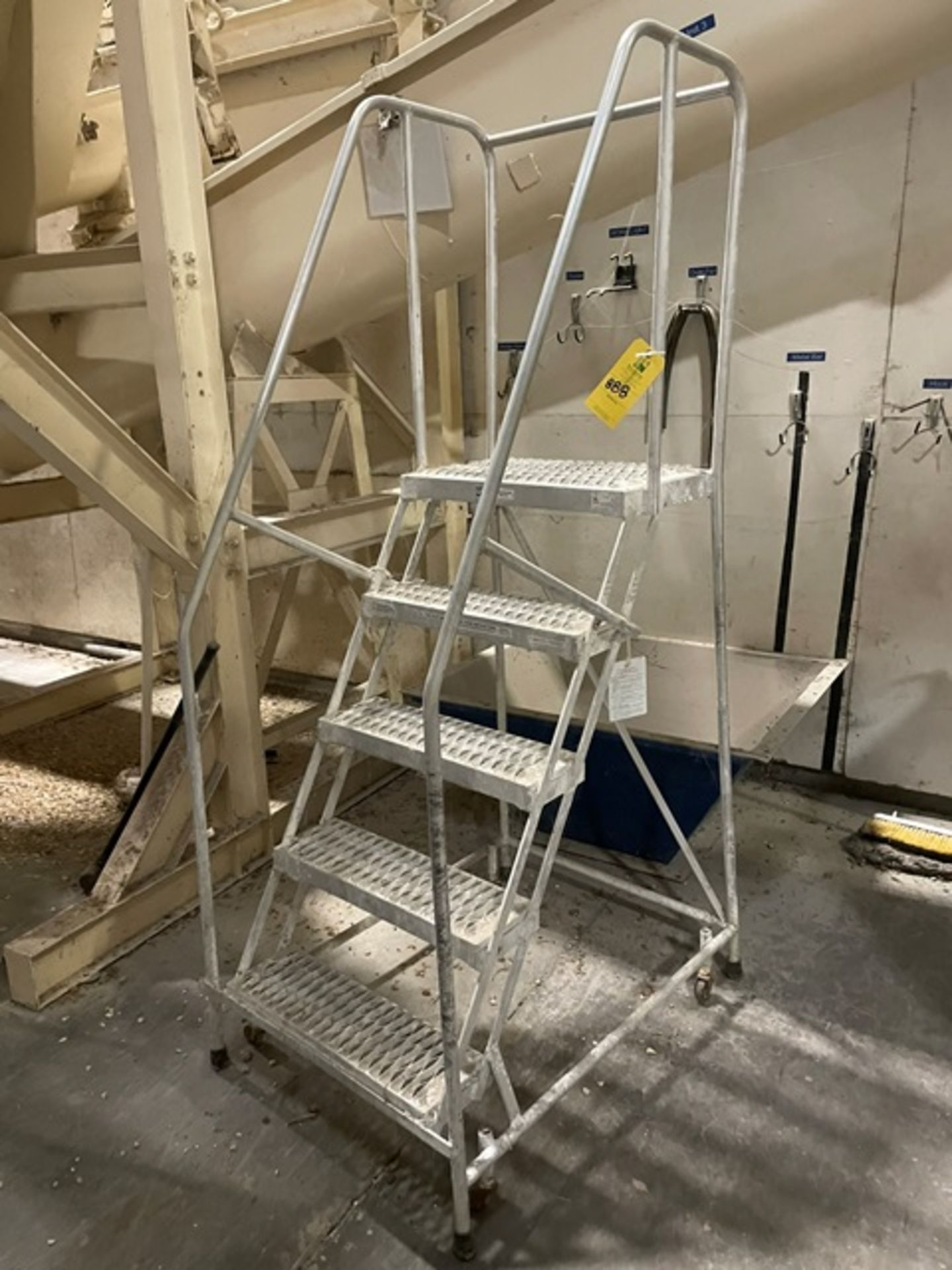 U-Line Aluminum Step Ladder., Rigging & Loading Fee: $65
