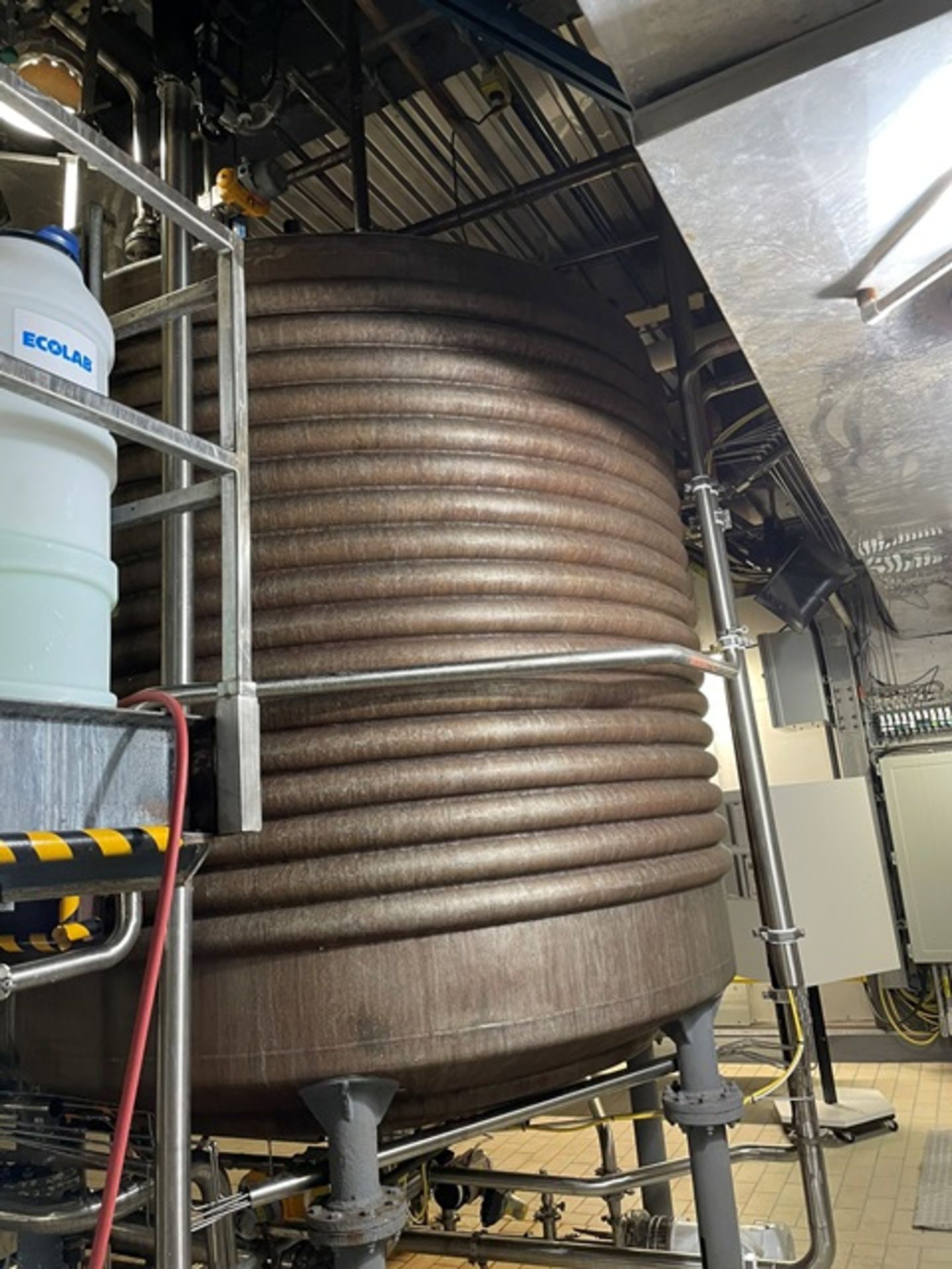 Tank - Stainless Steel Jacketed Tank, 8' Dia. X 9', Includes Lightnin Mixer - Image 3 of 3