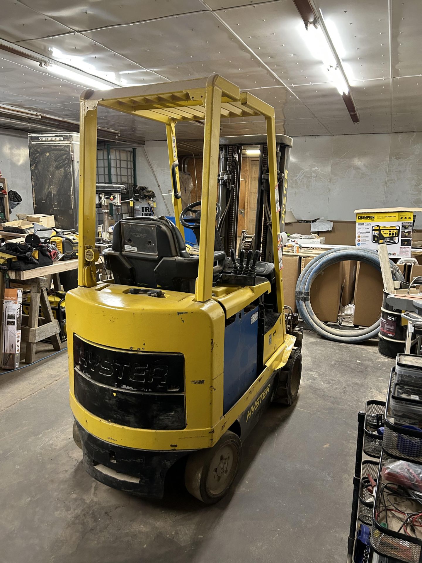 Hyster Forklift, Model #E402S, S/N #F114N0232S, Comes with 2 Battery Chargers - Image 3 of 11