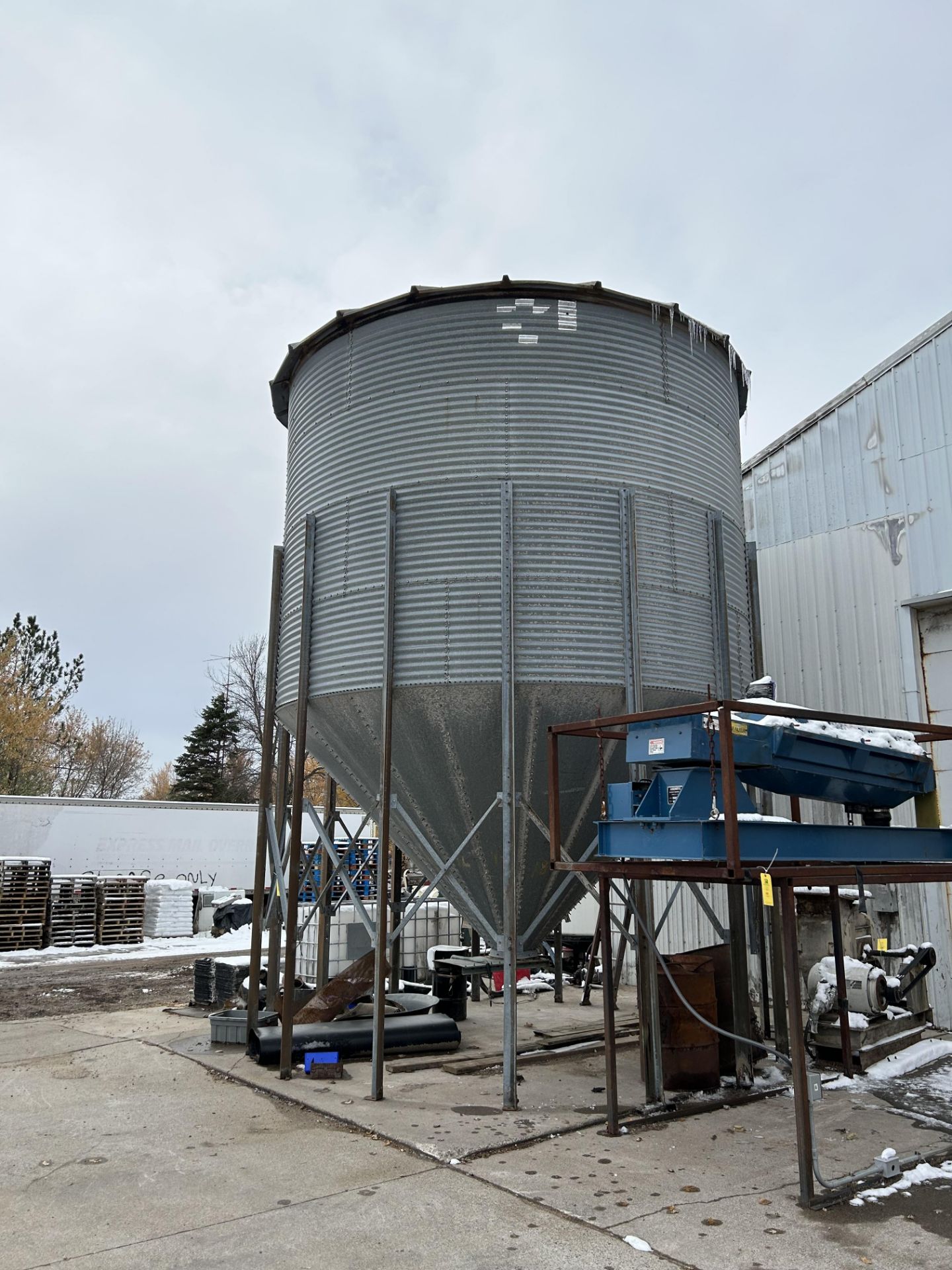 Metal Bulk Feed Bin (Used for Wood Pellets), Damaged in fire, one side of bin has collapsed in - Image 2 of 4