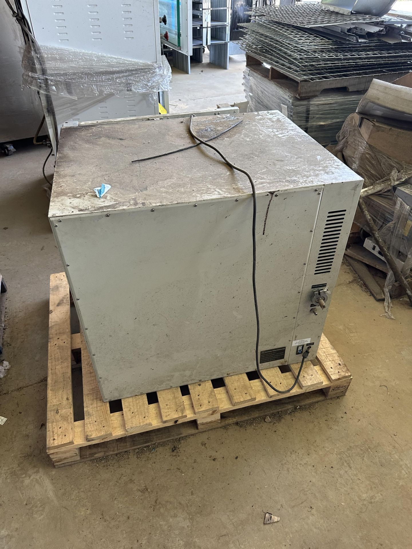 (Located in Quincy, FL) Across International Vacuum Oven, Model# AccuTemp-75w, Serial# 2015090949, - Image 3 of 5