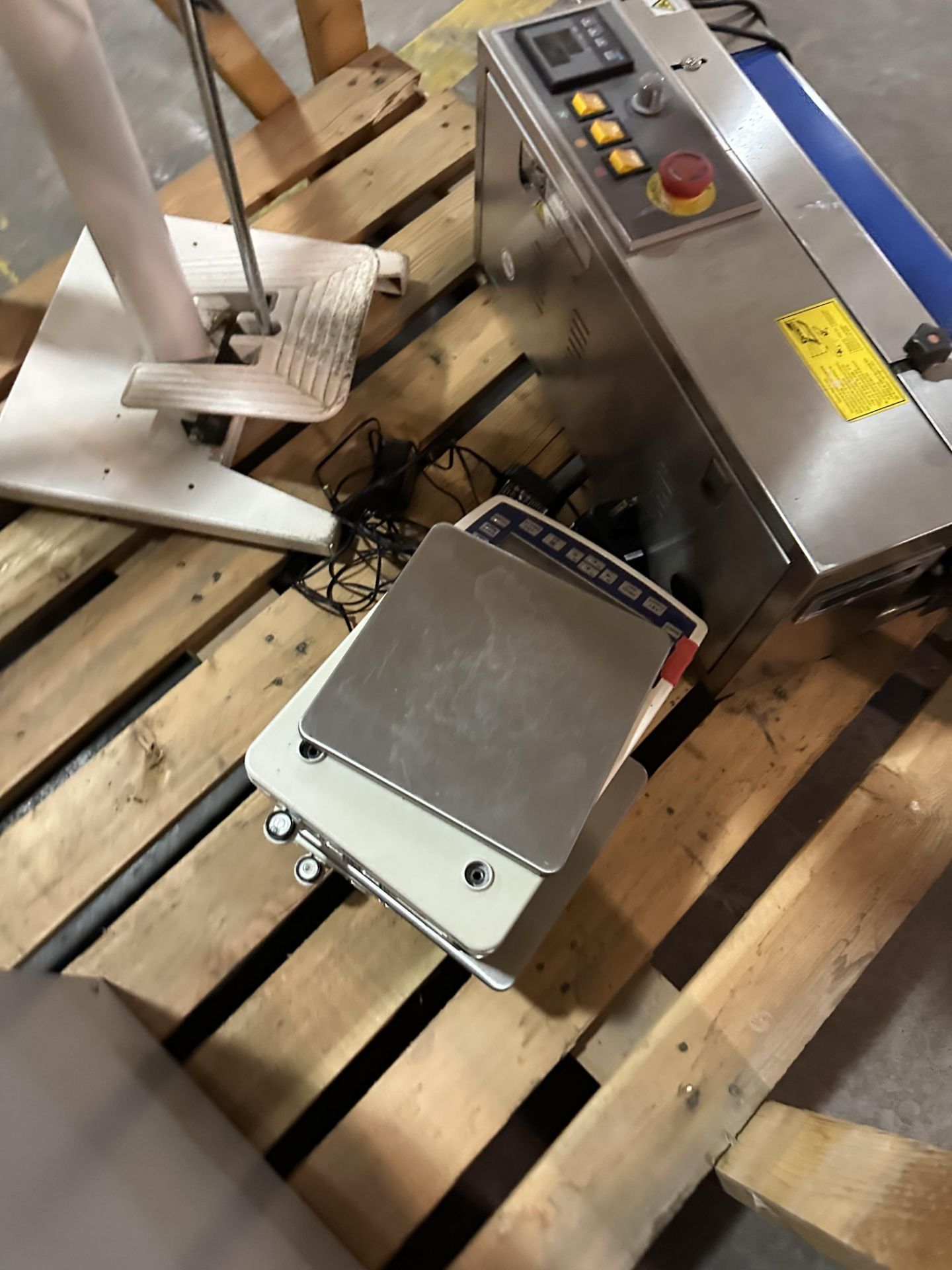 (Located in Quincy, FL) Continuous Band Sealer, Model# CBS-880, Serial# 1111120105615, 110V; Bag - Image 6 of 10