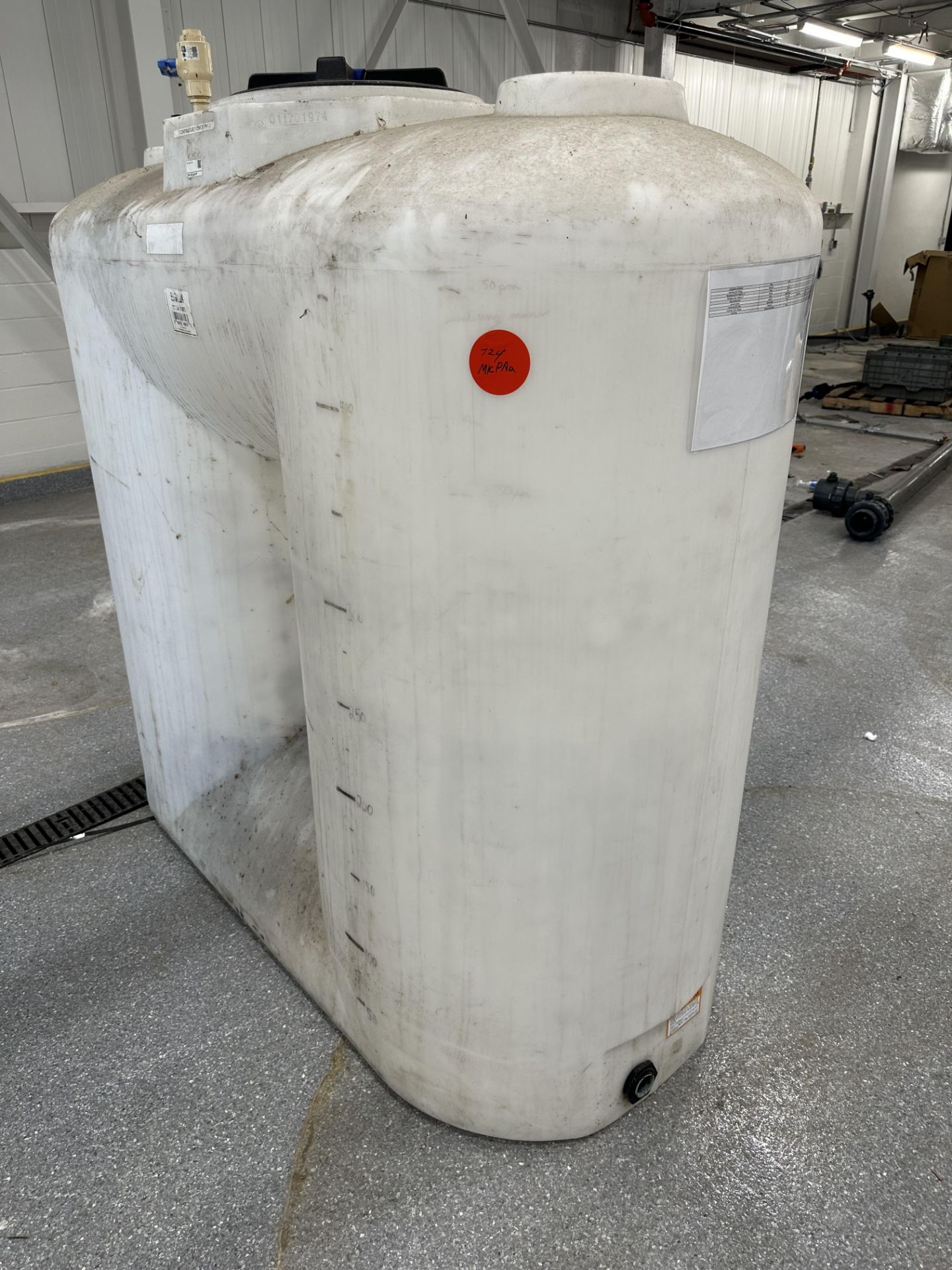 (Located in Quincy, FL) 500 Gallon Poly Tank - Image 2 of 4