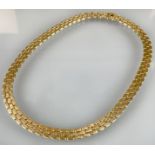 Massive Halskette 585 Gelbgold. Circa 38,1 Gramm.