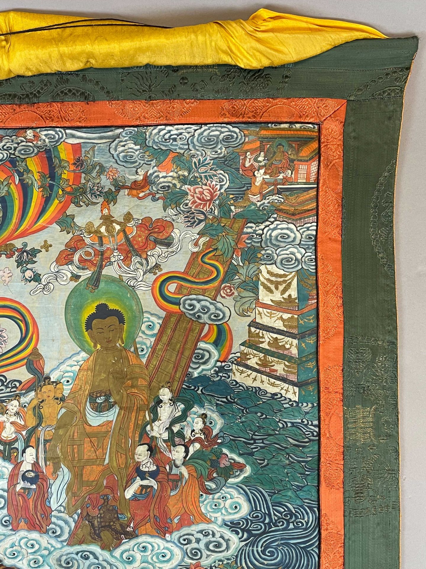 Thangka. Buddha Shakyamuni und Adorants auf dem Berg Meru. Tibet. - Image 5 of 12