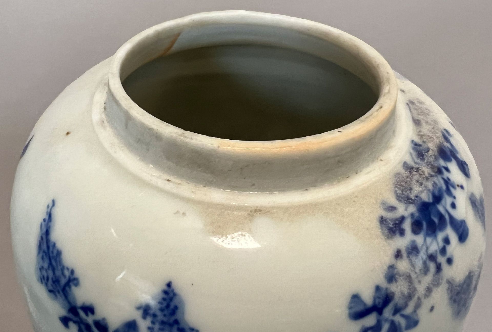 Three blue and white vases with floral decoration. China. Around 1900. - Image 9 of 13