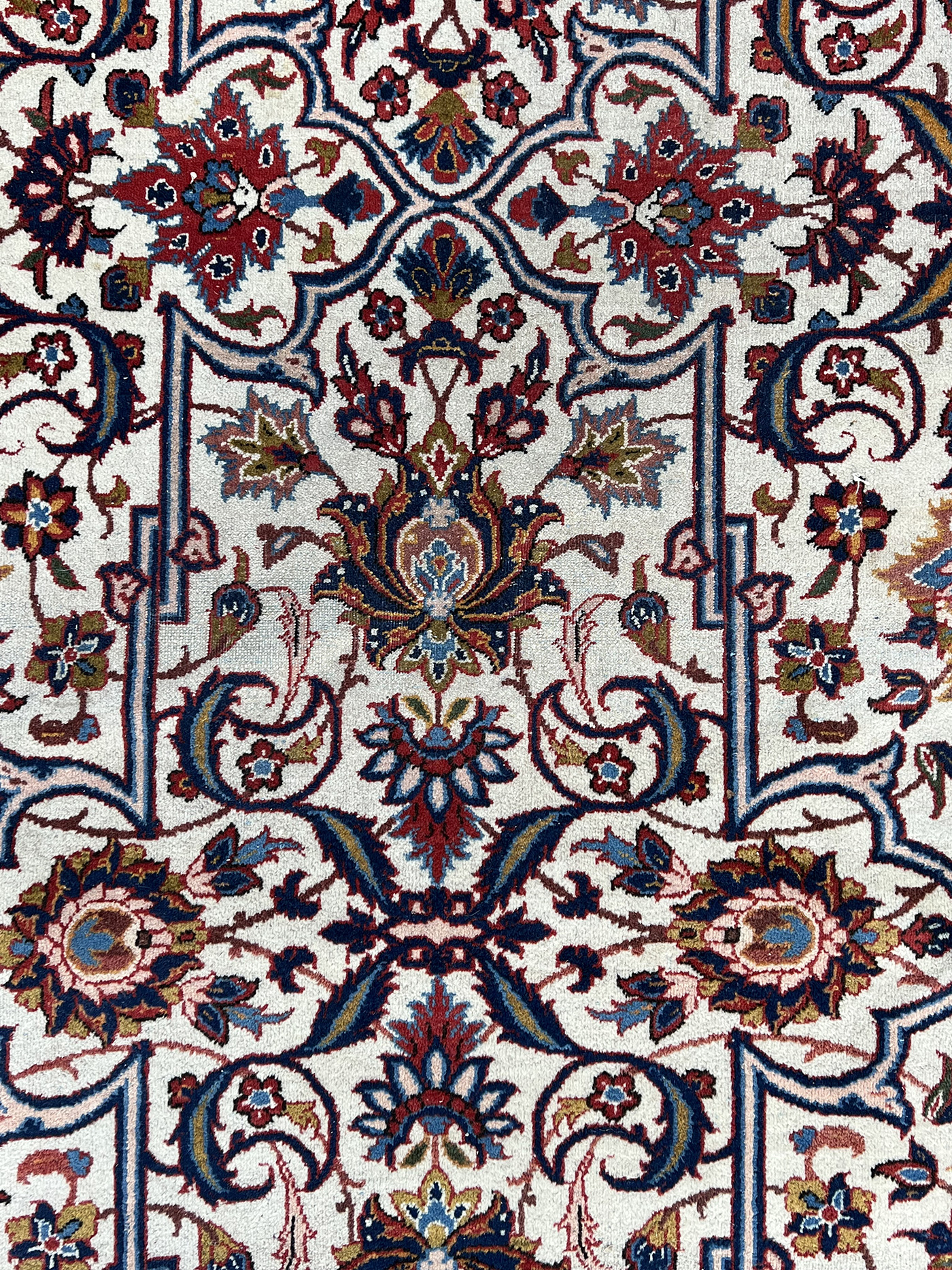 Isfahan. Najafabad. Workshop carpet. Light ground. Patterned through. - Image 13 of 16