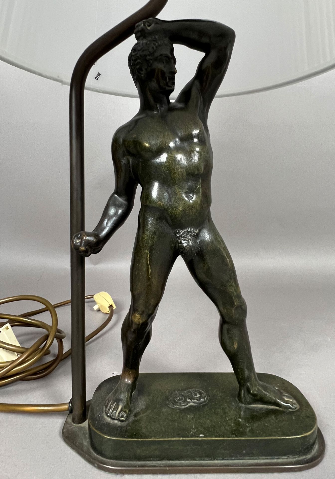 MORELLI & RINALDI Roma (XVIII - XIX). Table lamp. Bronze. Fist fighter Creugas. - Image 4 of 6