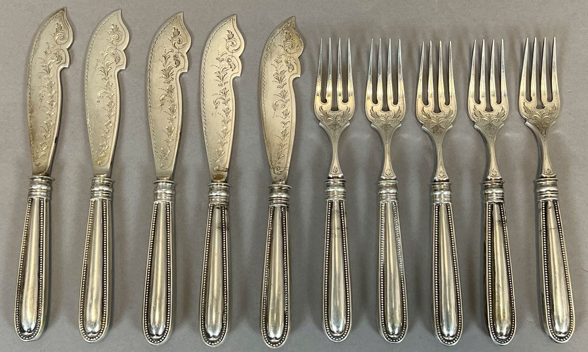 10-teiliges Fischbesteck. 800 Silber. Für 5 Personen. Jugendstil.