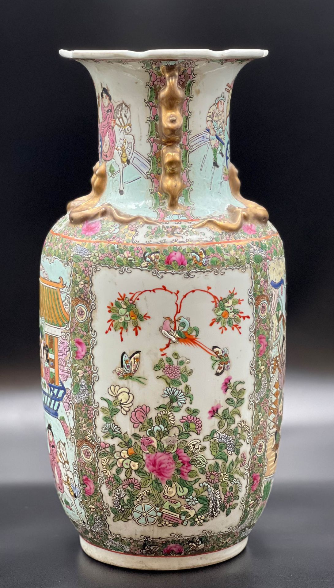 Bauchige Vase. China. Um 1900. Wohl Kuang-Hsü Periode. - Bild 2 aus 15