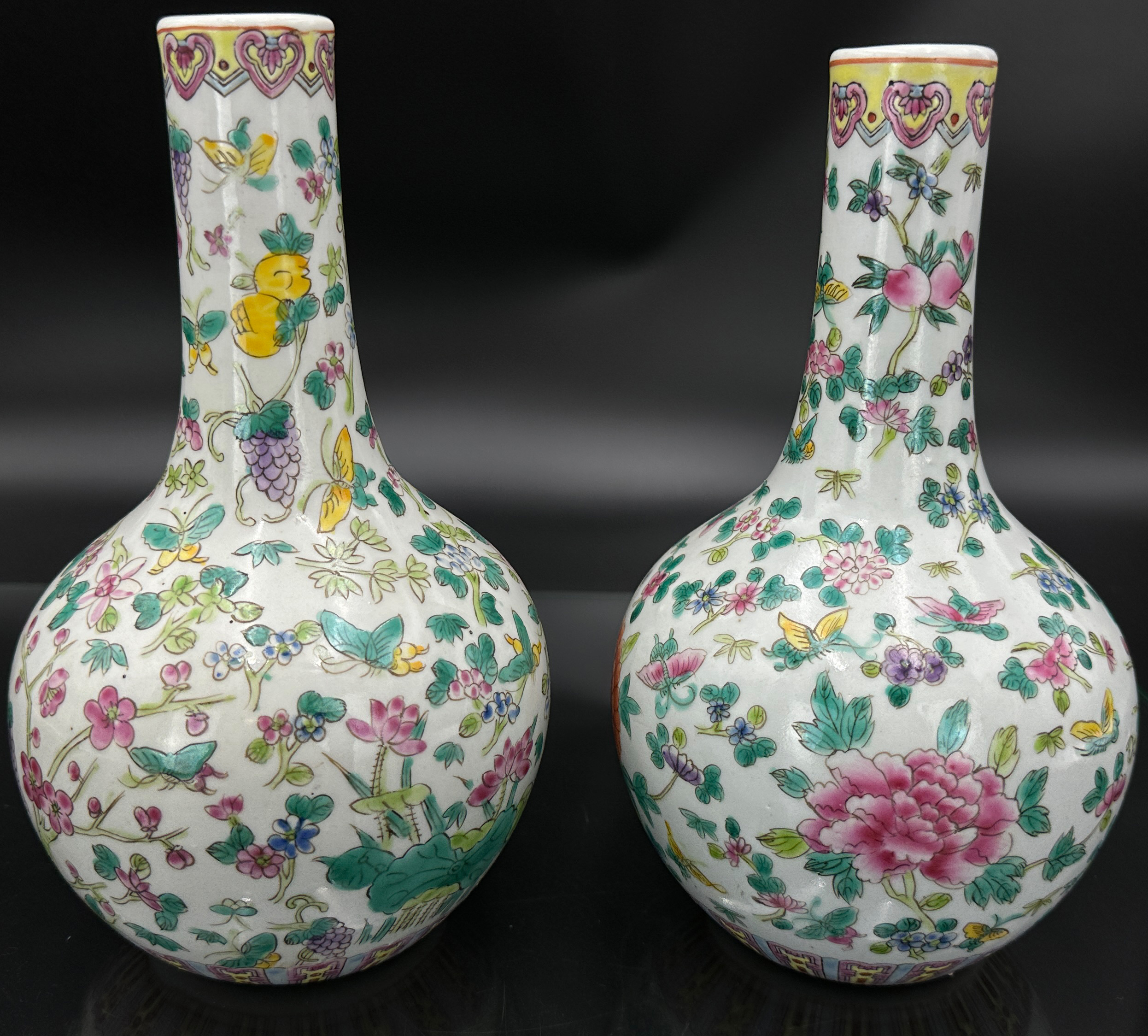 Two vases. China. 20th century. - Image 3 of 16