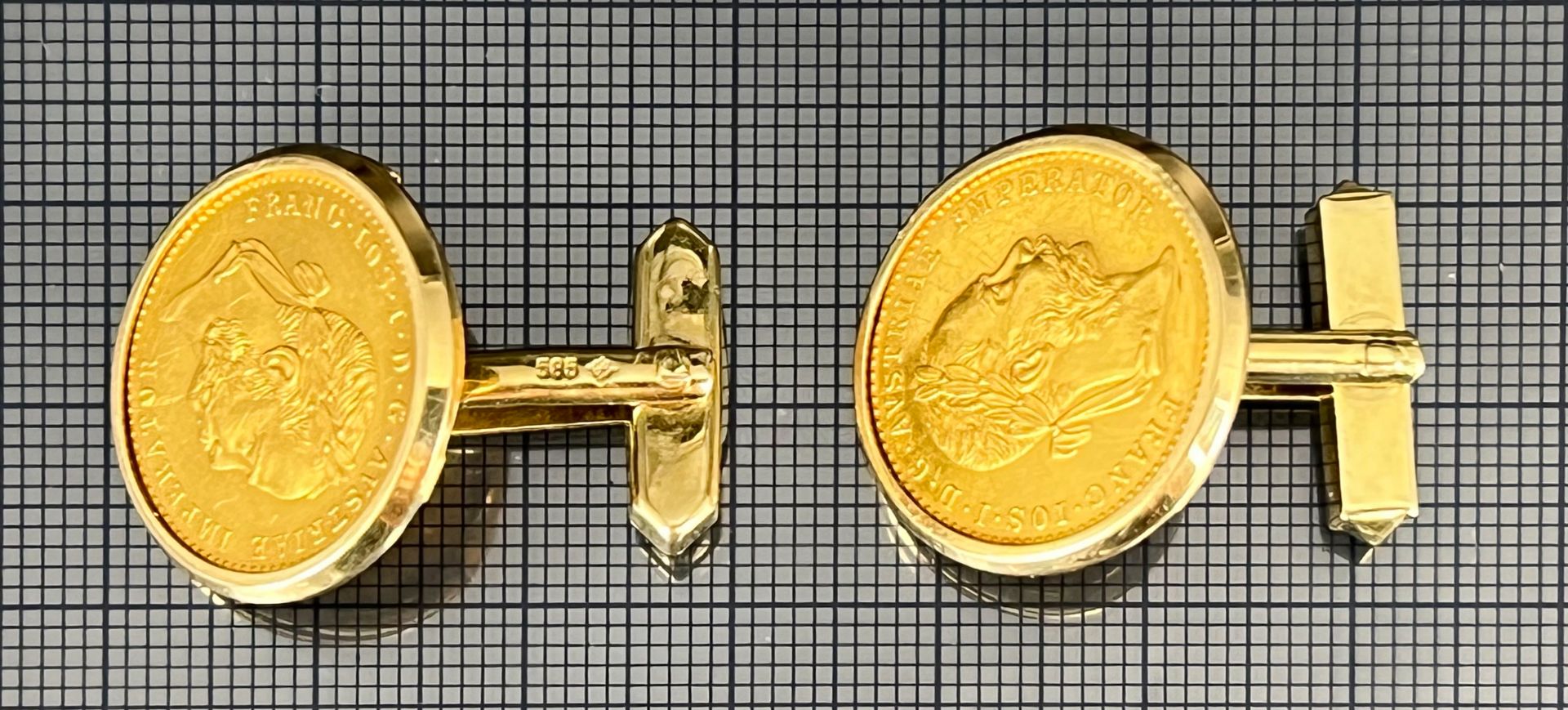 Pair of cufflinks. 585 yellow gold, each with 1 ducat coin. - Image 8 of 9