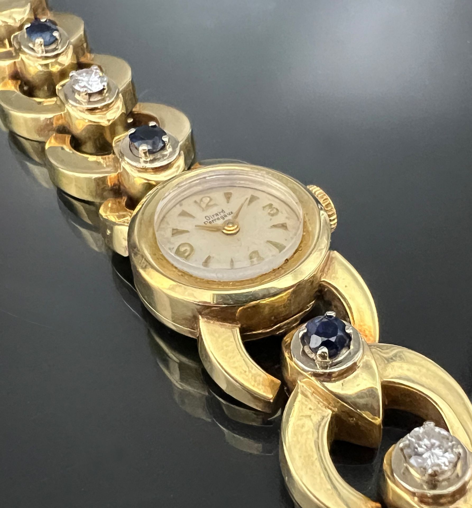 GIRARD-PERREGAUX ladies' wristwatch. 585 yellow gold with 2 diamonds and 4 sapphires. - Image 5 of 10