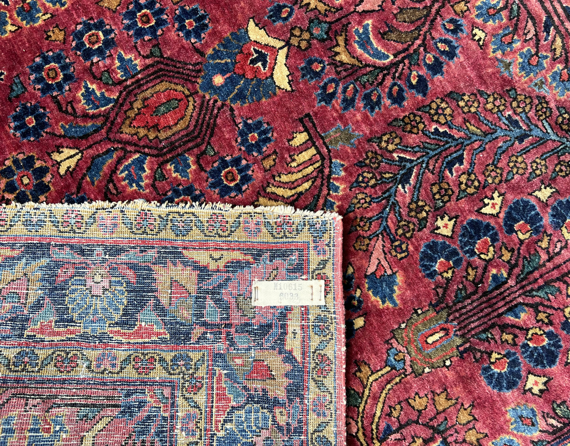 Elegant US Saruk. Oriental carpet. Great format. - Image 8 of 9