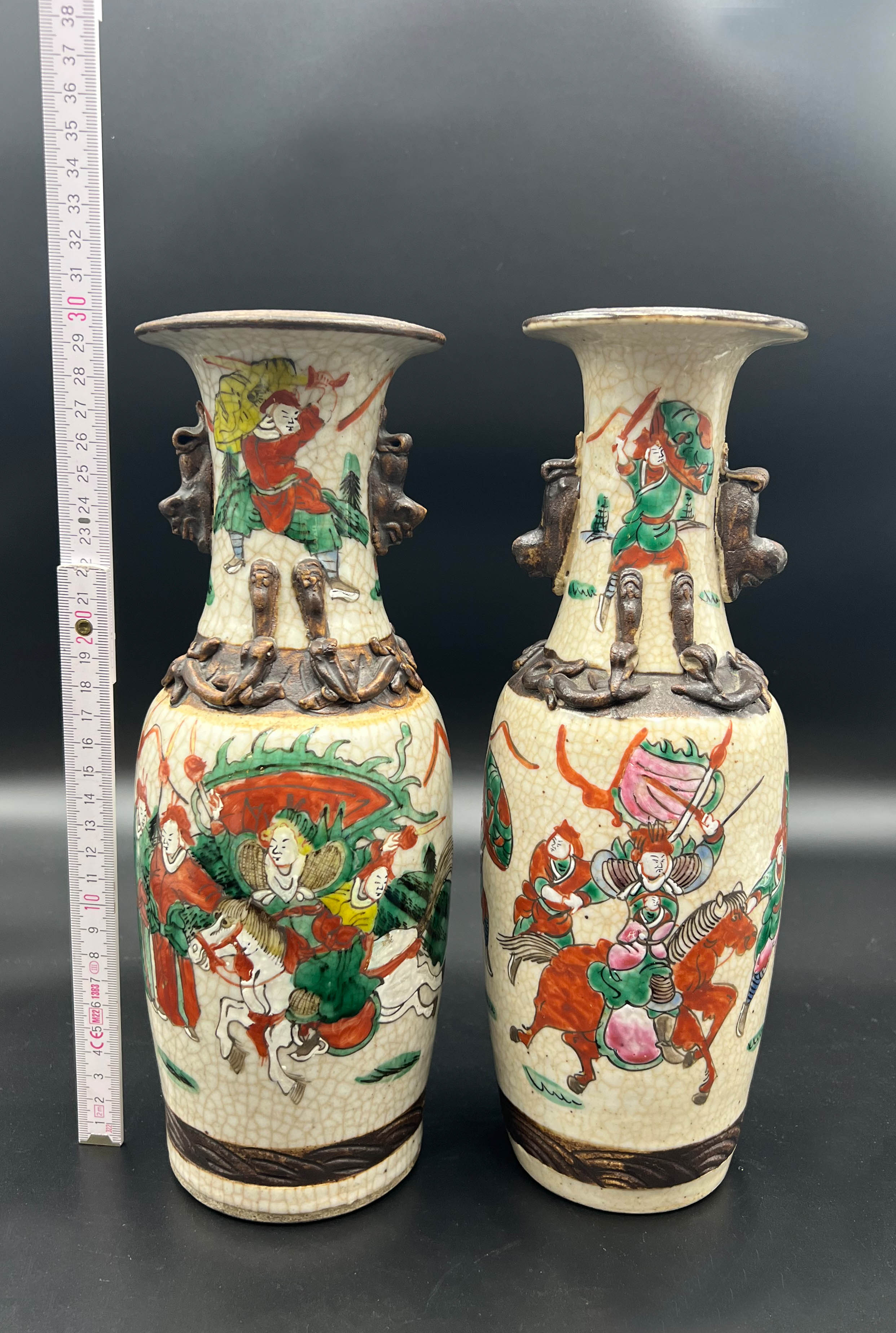Two vases. China. 19th century. - Image 9 of 9