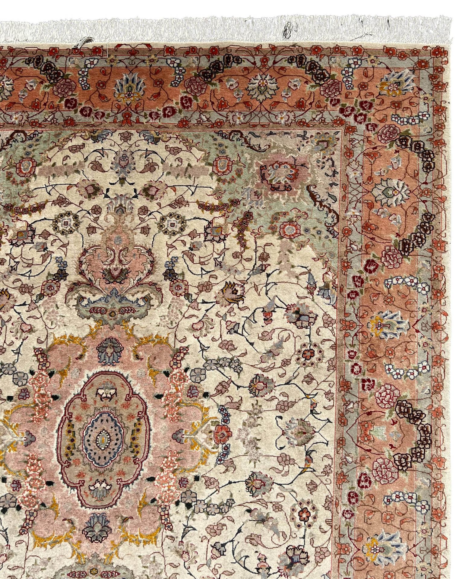 Tabriz oriental carpet. Cork wool decorated with silk. - Image 3 of 10